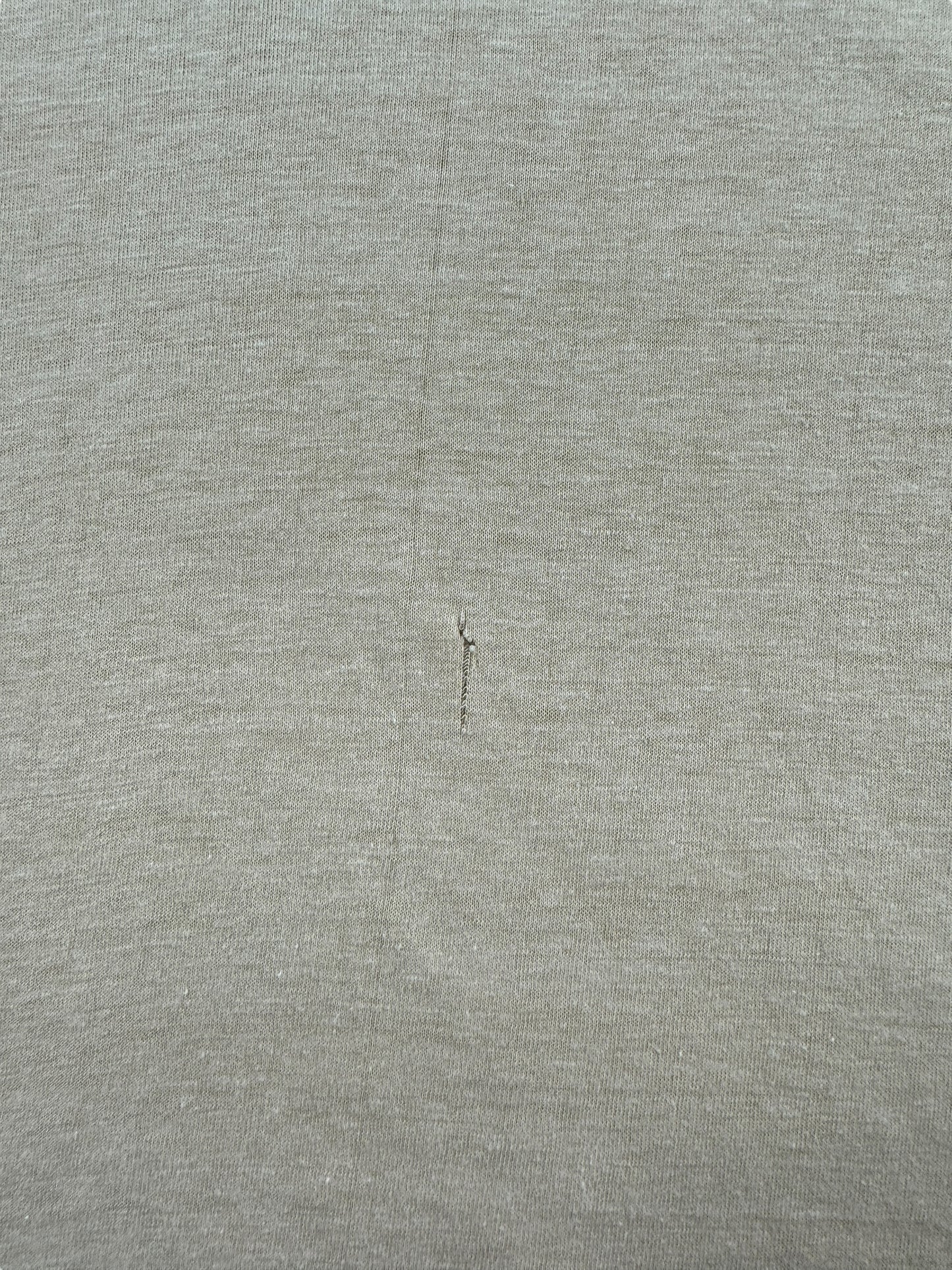 Tear on Vintage Green River Utah Tee SZ S