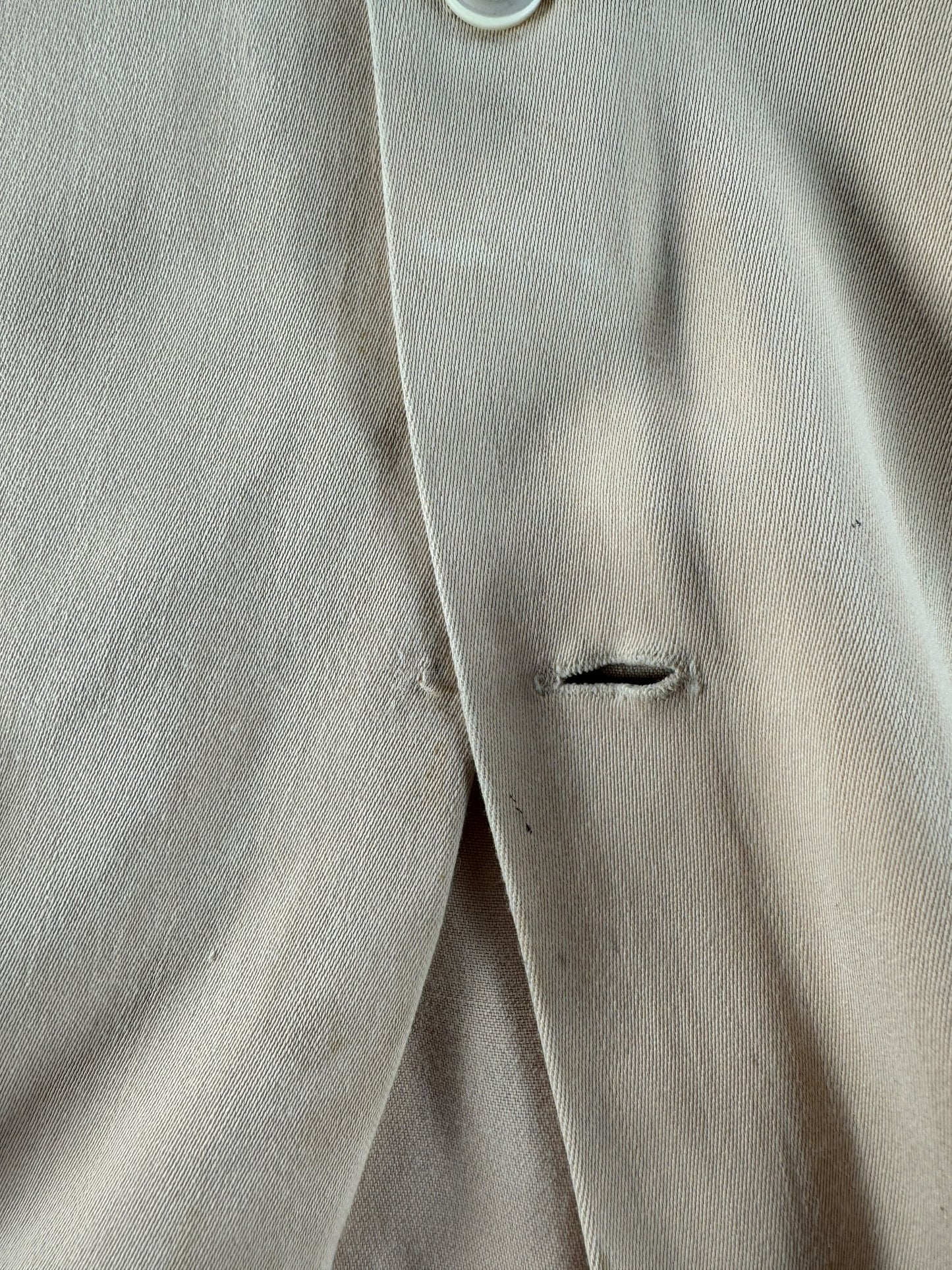 Missing Button on Vintage Swift Pale Peach Gabardine Loop Collar Shirt SZ L AS IS