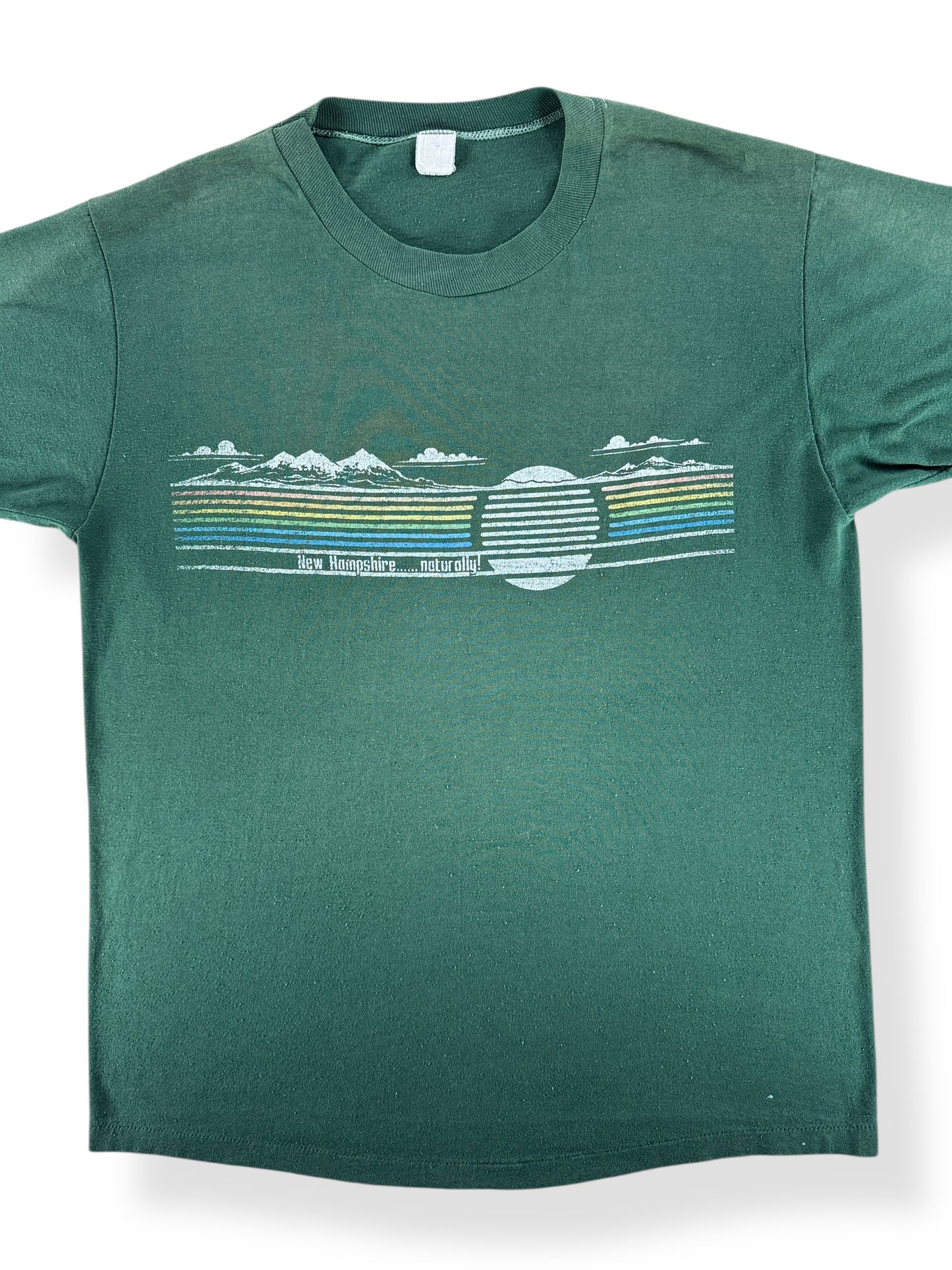 Front Close Up of Vintage New Hampshire Naturally Tee SZ L