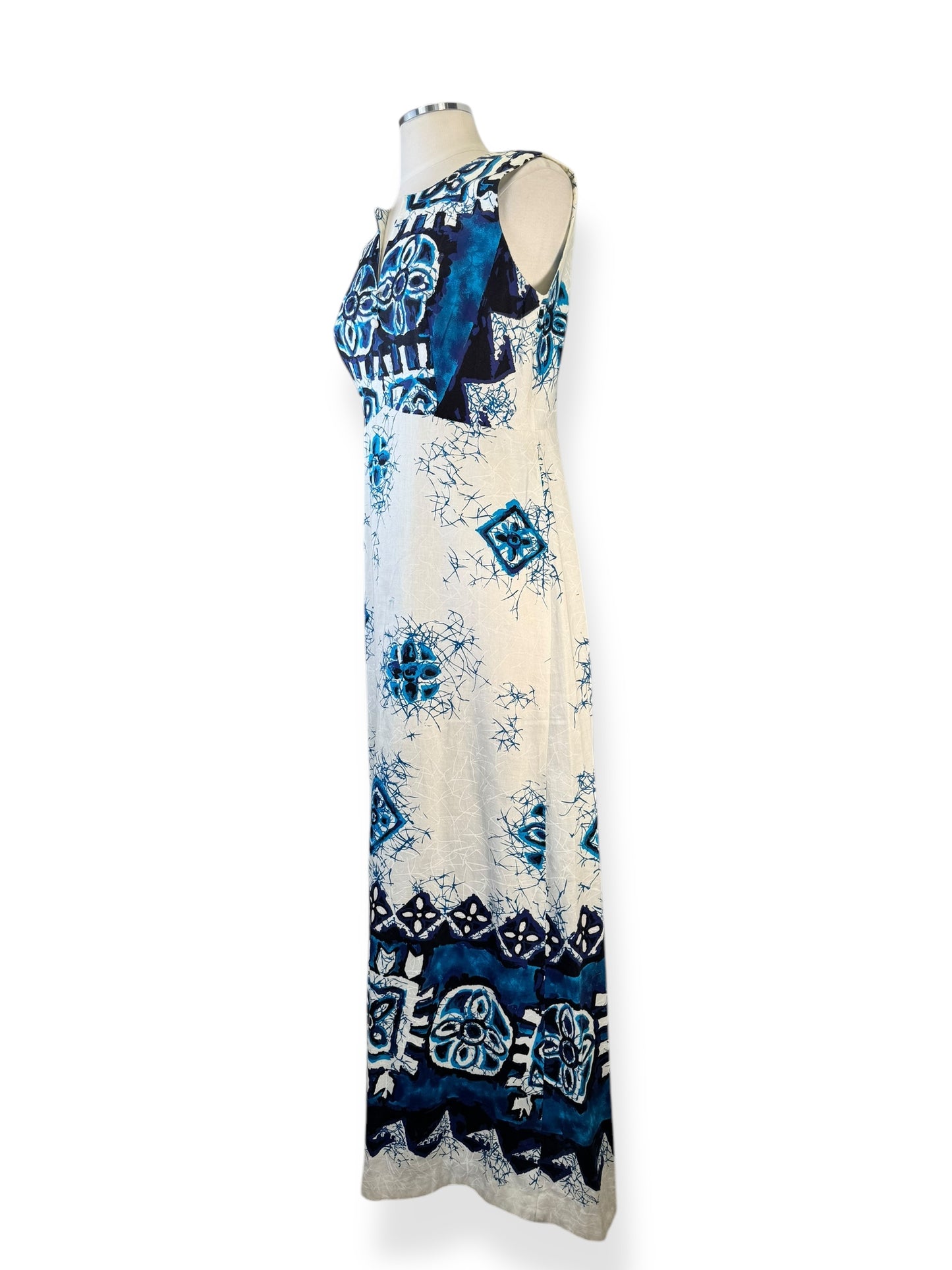 Side view of 1960s Deadstock Polynesian Bazaar Batik Maxi M-L