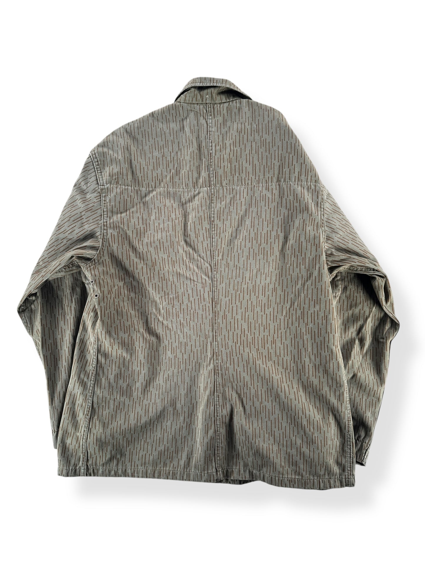 Back of Vintage Rain Camo Field Jacket SZ L AS IS