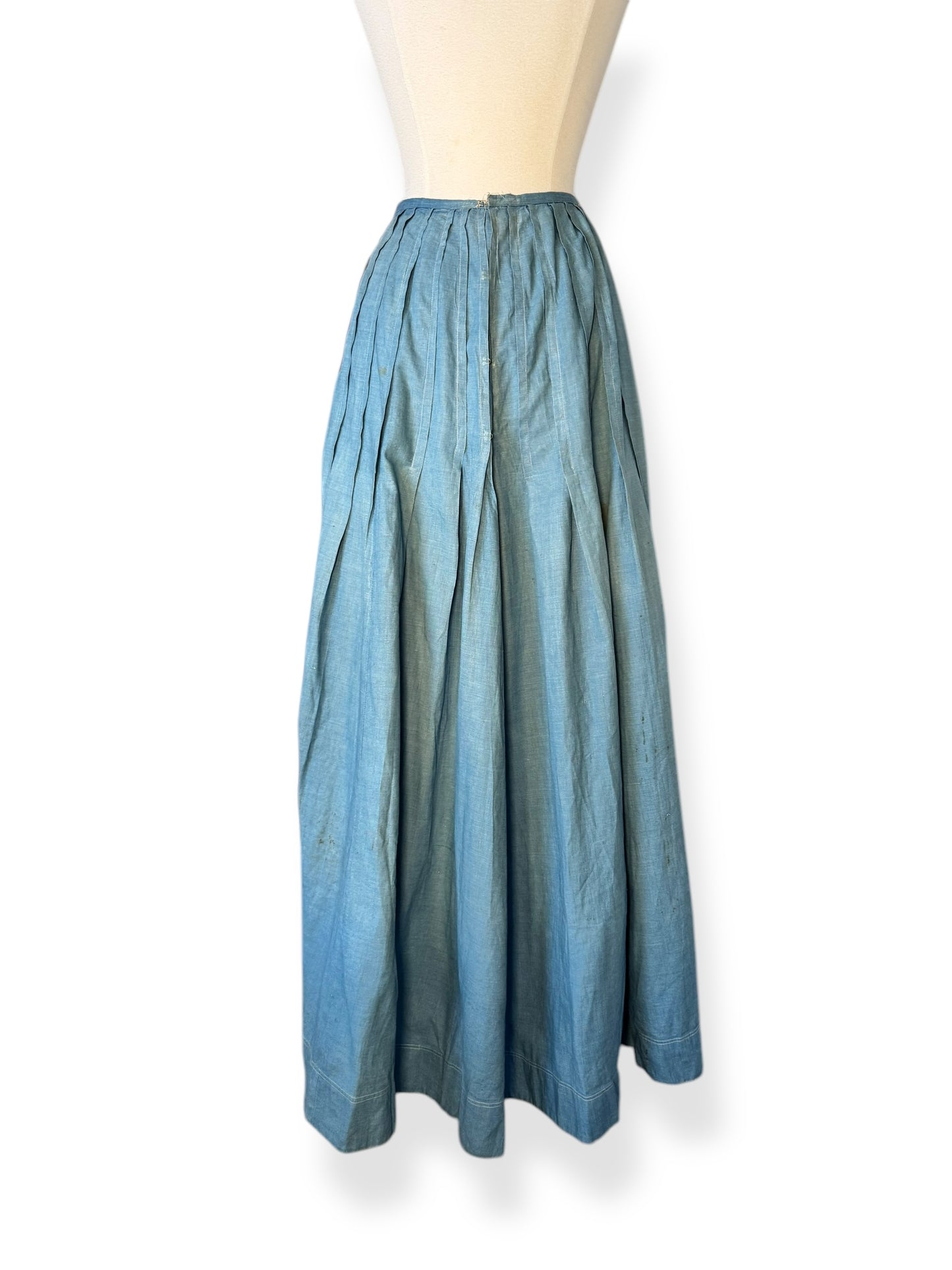 Back view of Early 1900s Antique Chambray Skirt S
