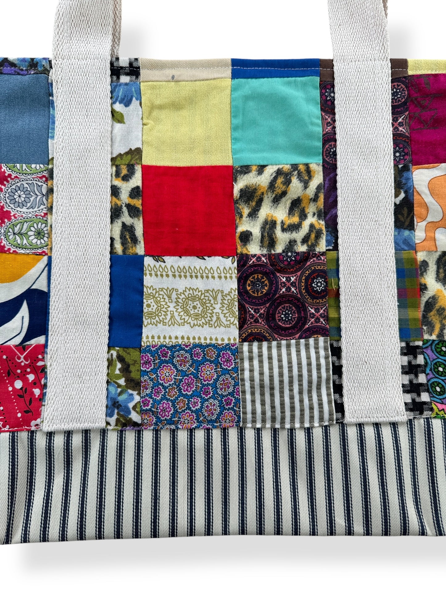 Side B Close Up of Archive Craft X Barn Owl Vintage Quilt Tote Bag