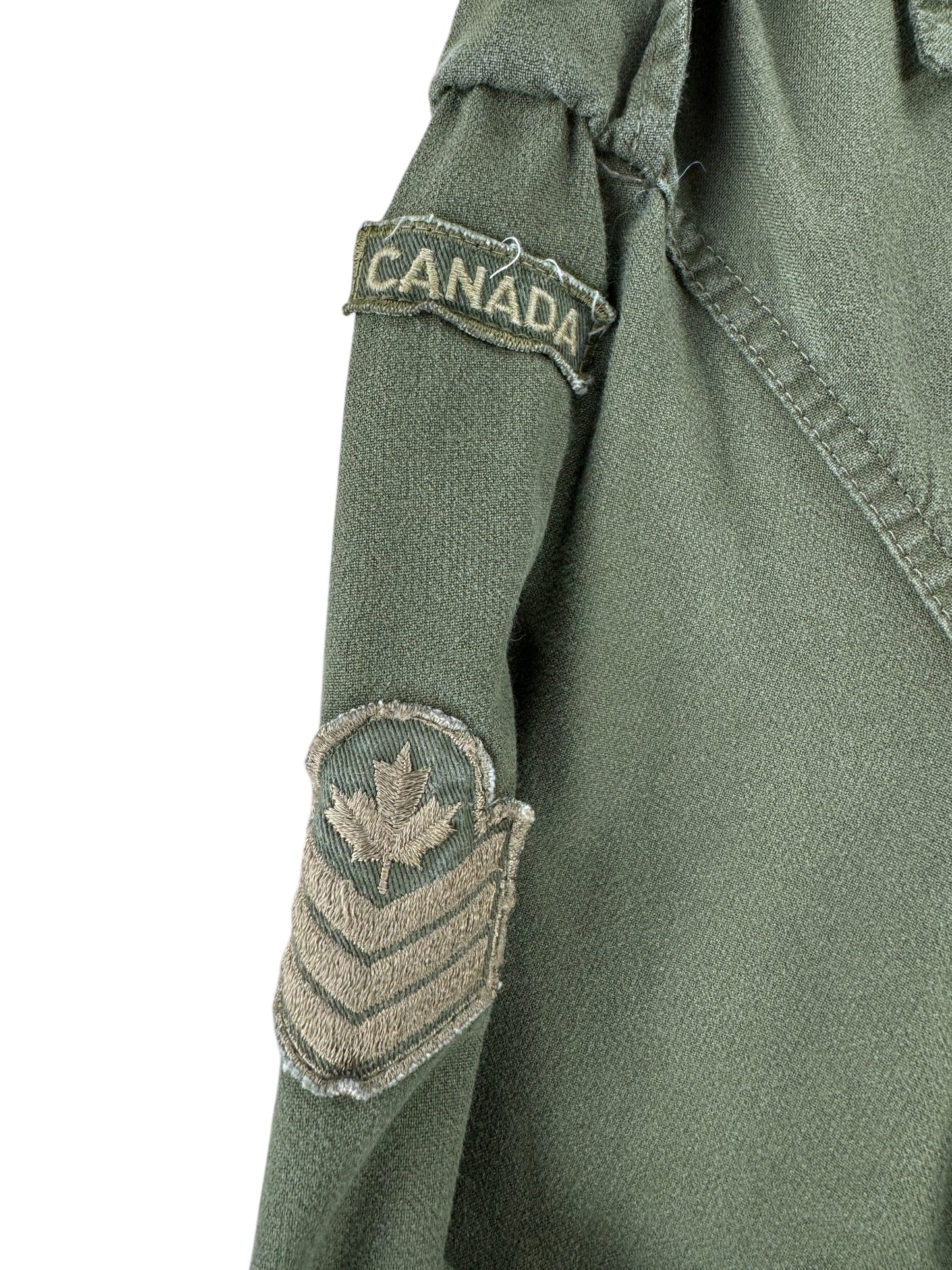 Patch on Vintage Canadian Military Smock SZ L