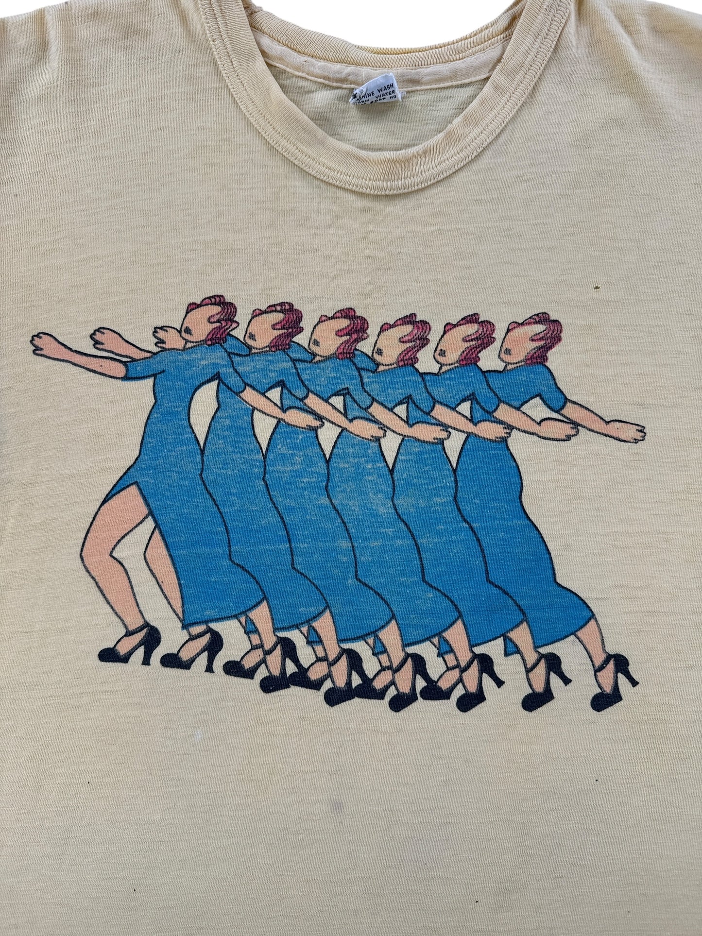 Graphic of Vintage 70s Era Dancing Ladies Tee SZ M