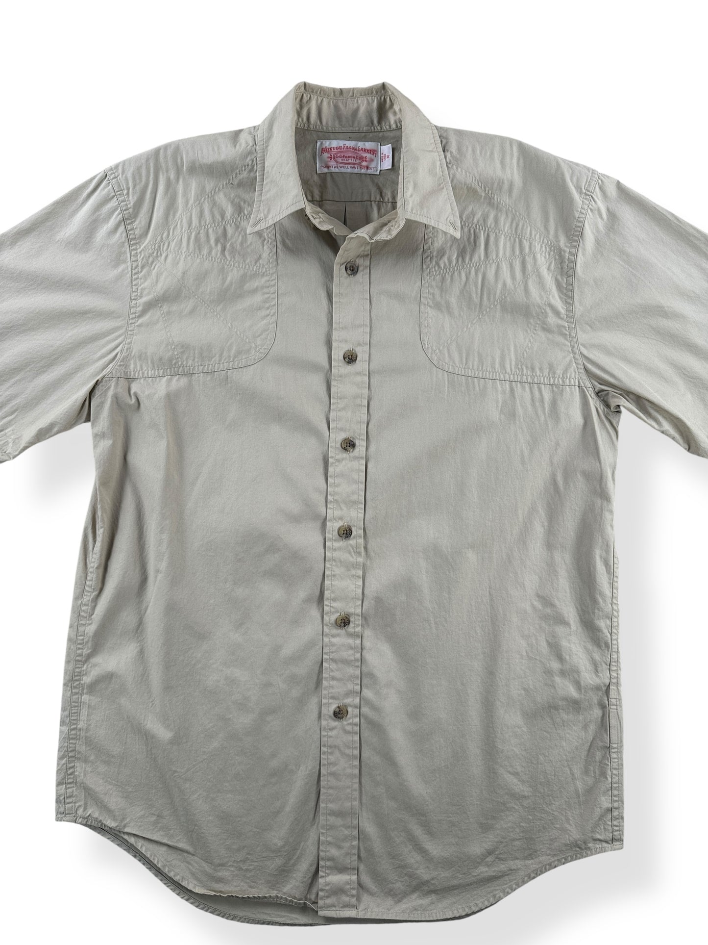 Front Close Up of Filson Short Sleeve Shooting Shirt SZ M