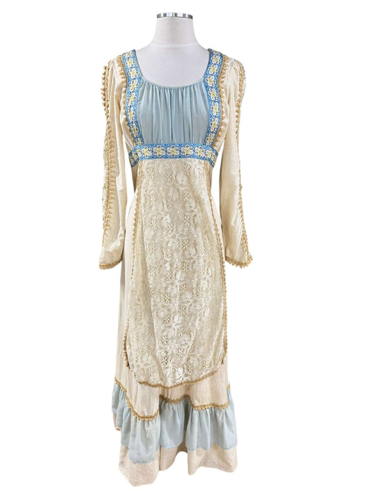Front view of 1970s Renaissance Gunne Sax Dress L-XL