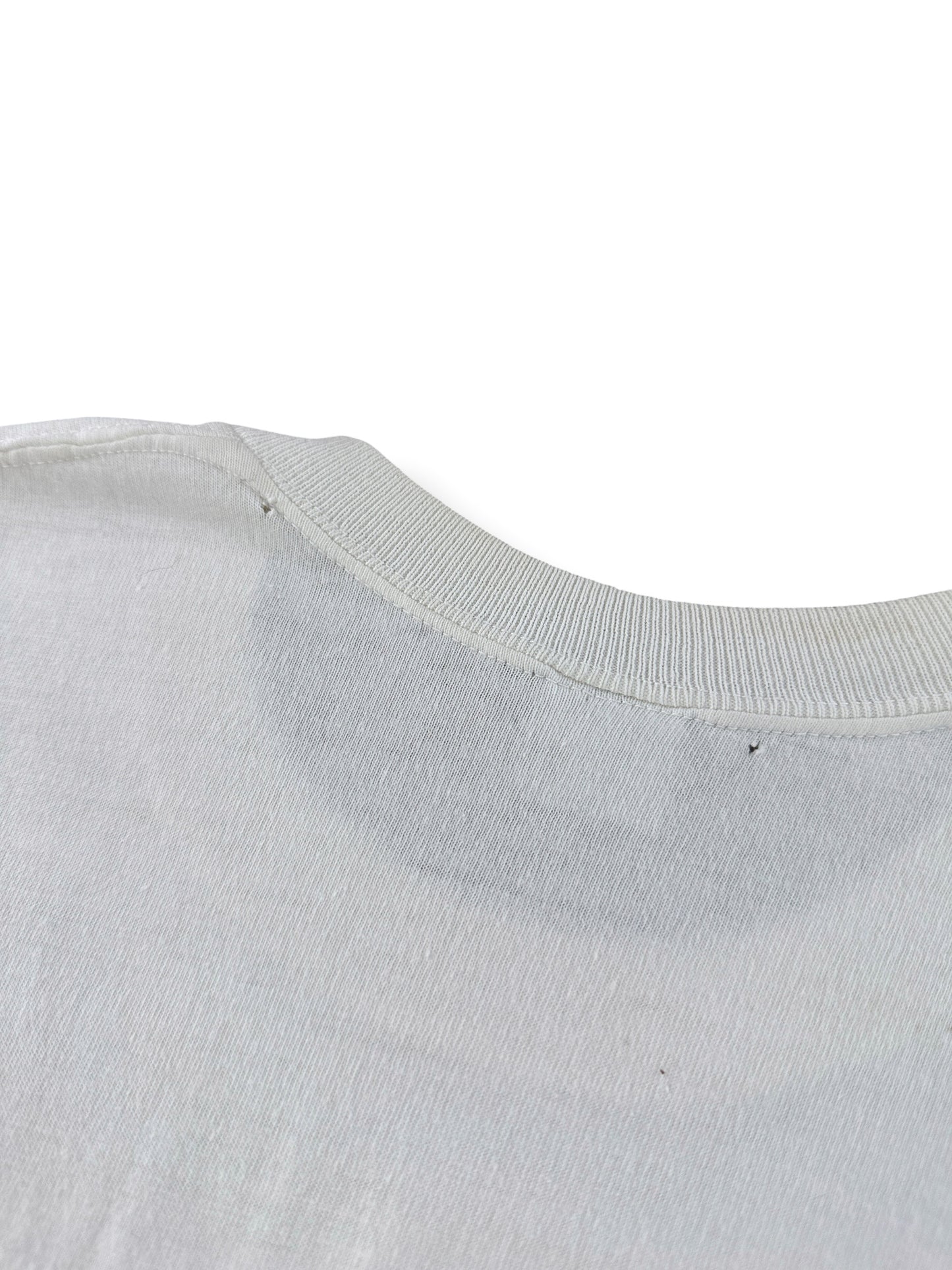 Small holes on collar of Vintage 60s Bob Hering Racing Tee SZ S