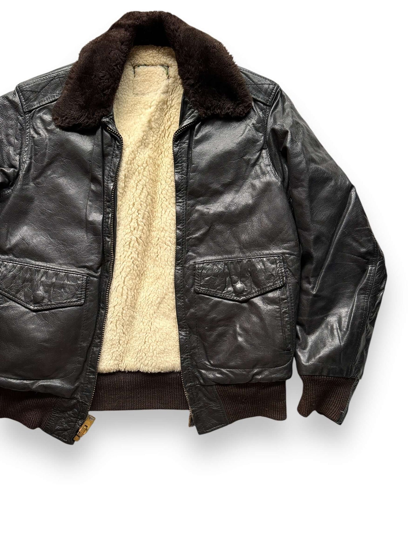 front left of Vintage Unbranded G-1 Leather Jacket w/ Busted Zipper SZ 36