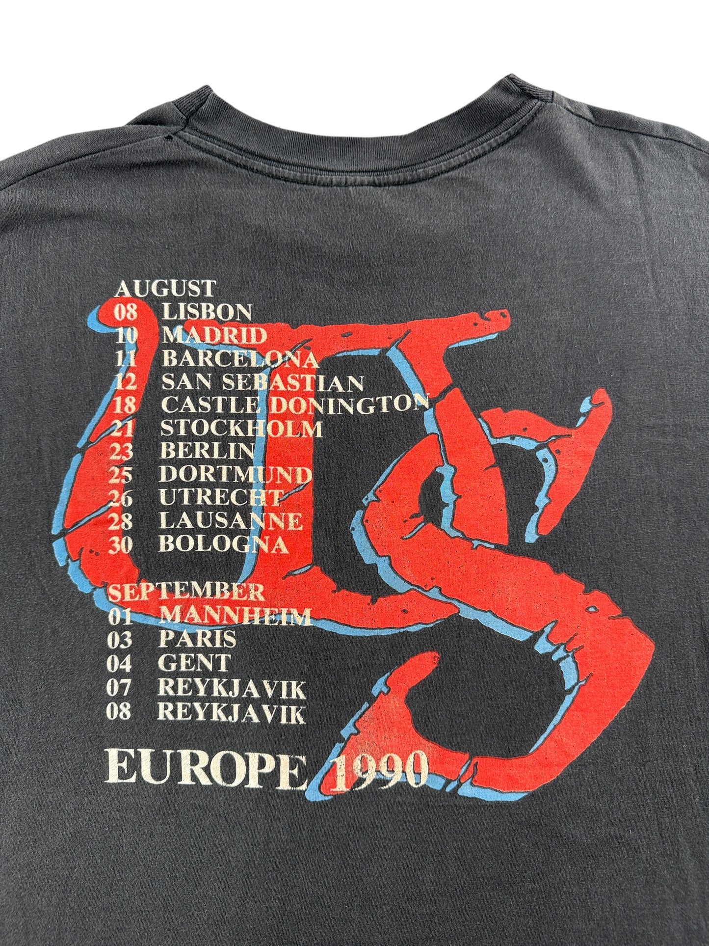 Back Graphic on Vintage '90 Whitesnake Euro Tour Tee SZ L