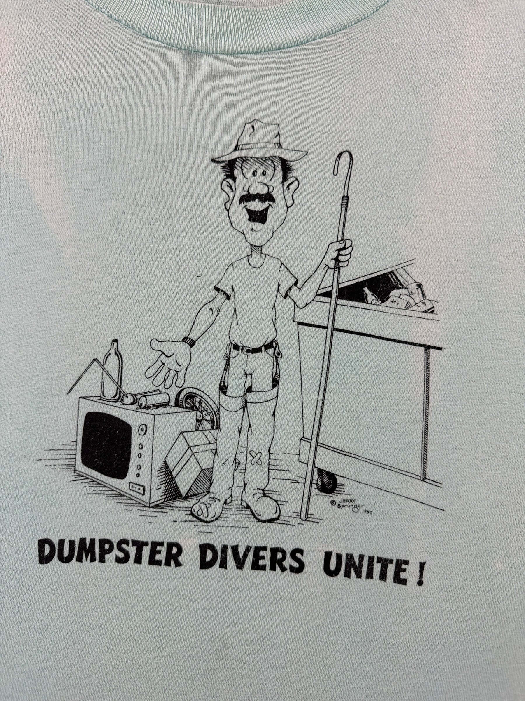 Graphic of Vintage Dumpster Divers United Tee SZ L