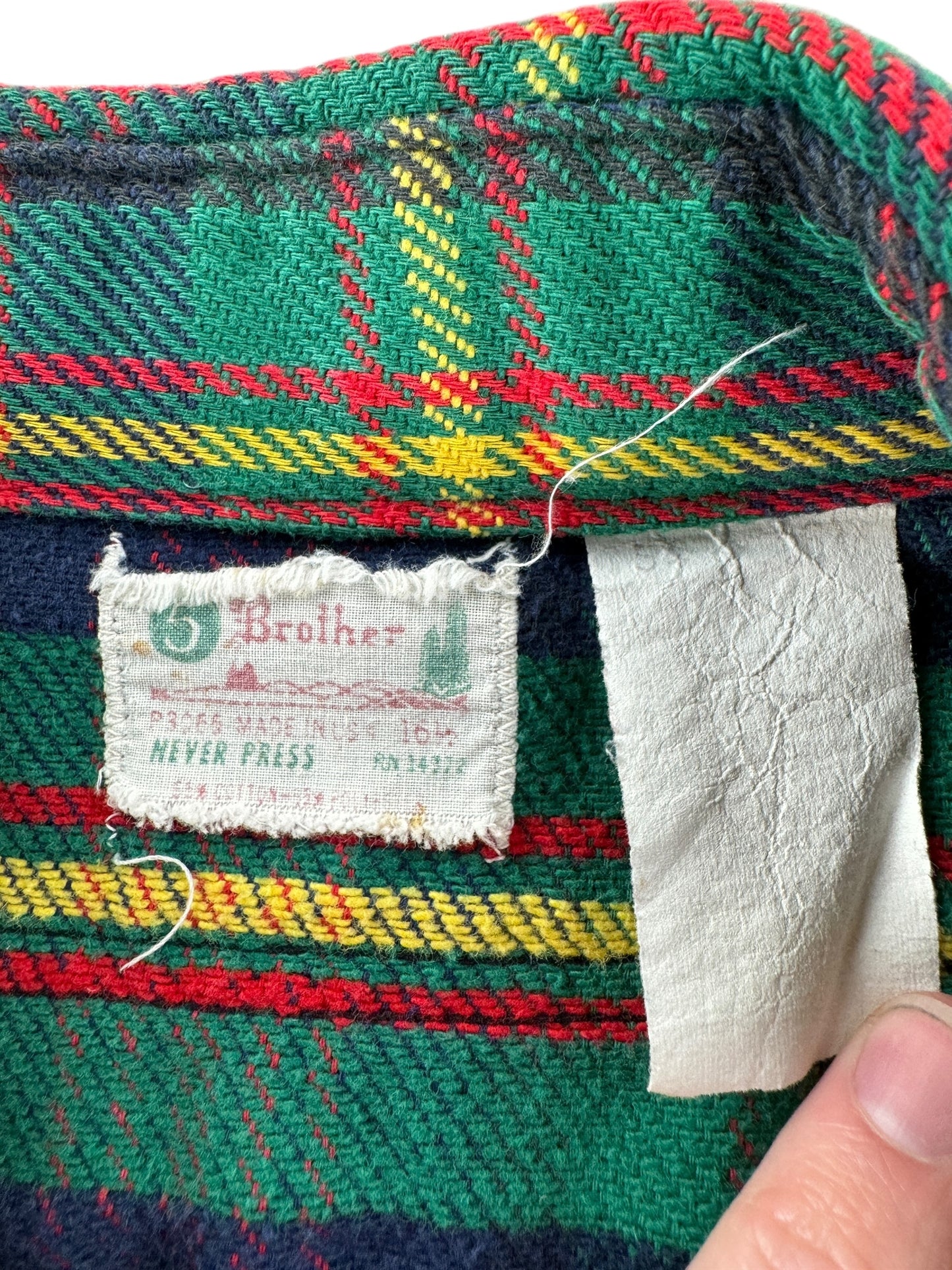 Tag on Vintage 5 Brothers Cotton Flannel SZ L