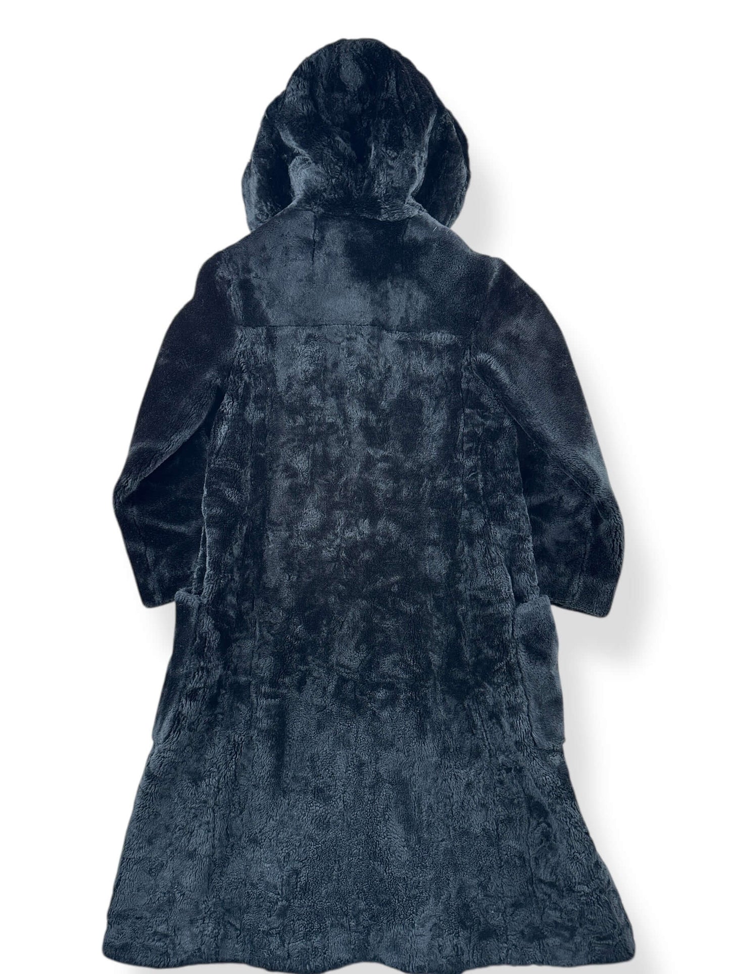 Back view of Vintage 1960s Faux Fur Coat W/ Metal Clasps SZ XS