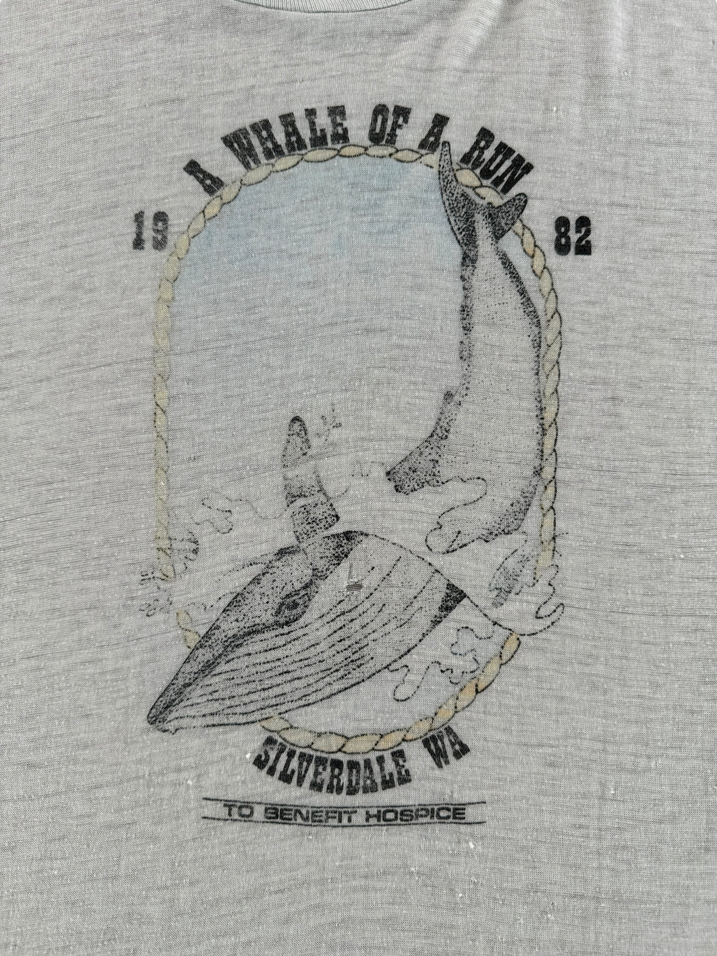 Front Graphic of Vintage Paper Thin Whale of a Run Silverdale WA Tee SZ L