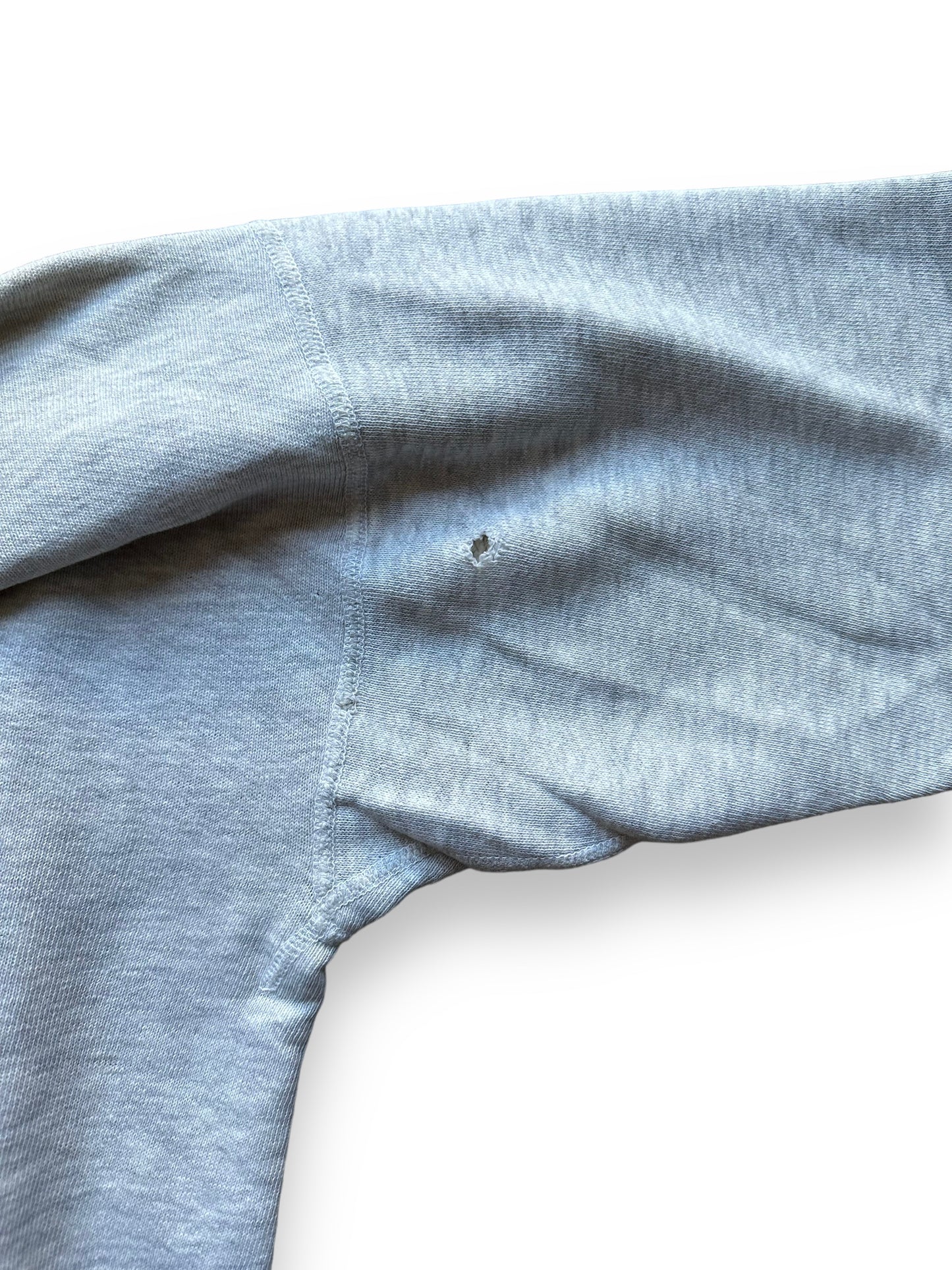 Small Hole On Left Armpit of Vintage Heather Grey Single V Sweatshirt SZ L | Vintage Waffle Sweatshirt Seattle | Barn Owl Vintage Clothing