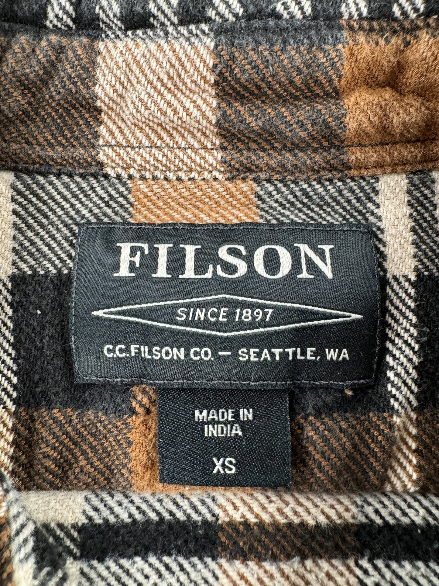 Tag on Filson Black Brown Cream Cotton Flannel Work Shirt SZ XS