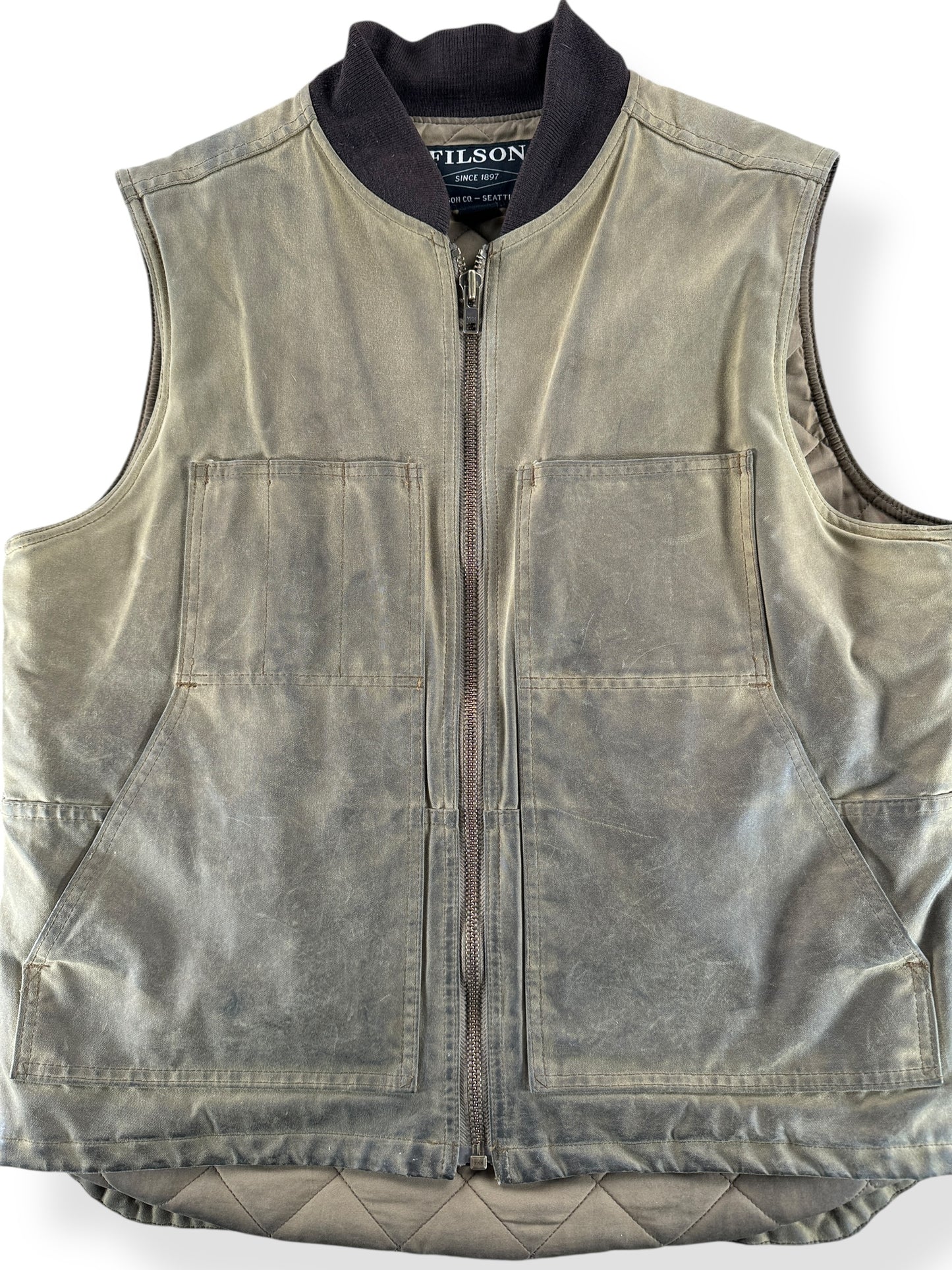 Front Close Up of Modern Filson Primaloft Vest SZ L
