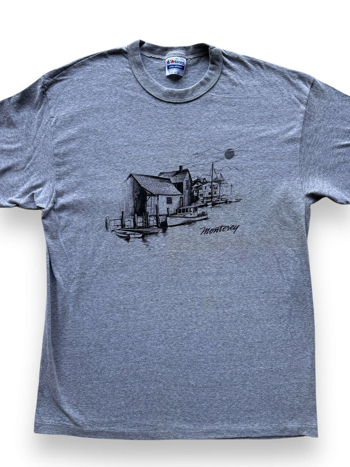 front close up of Vintage Monterey California Wharf Tee SZ L