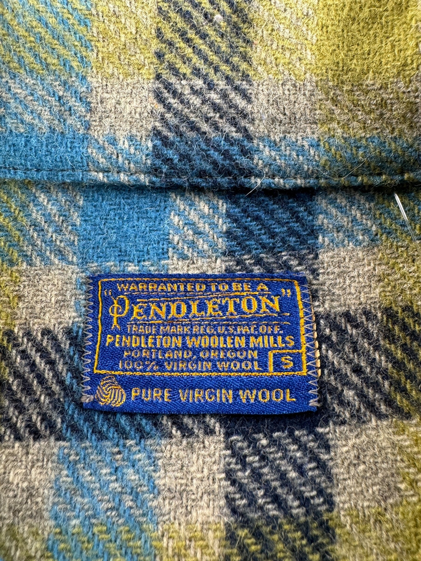 Tag on NOS Vintage Pendleton Green Blue Shacket SZ S