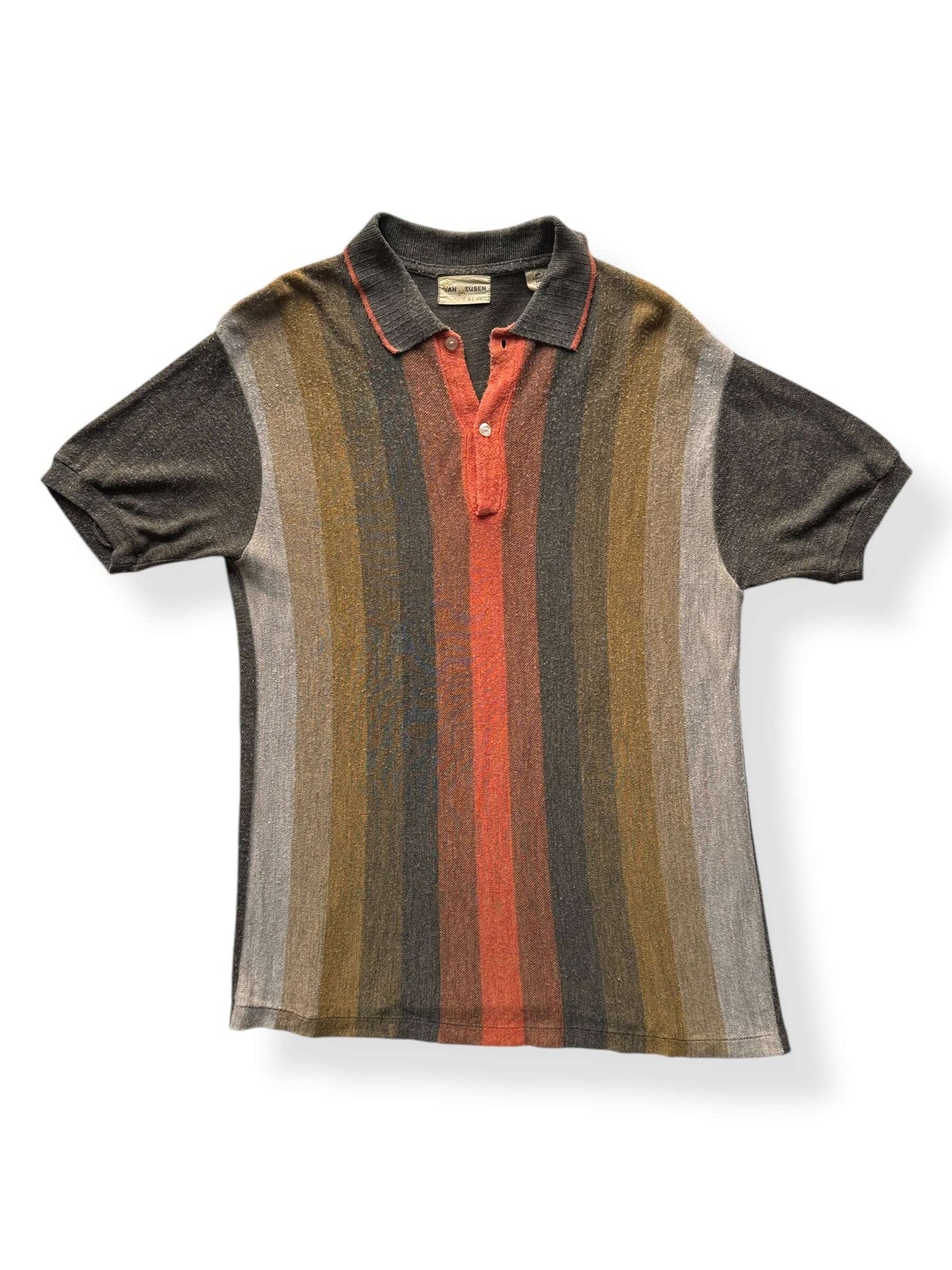 Front of Vintage Van Heusen Knit Short Sleeve Top SZ M