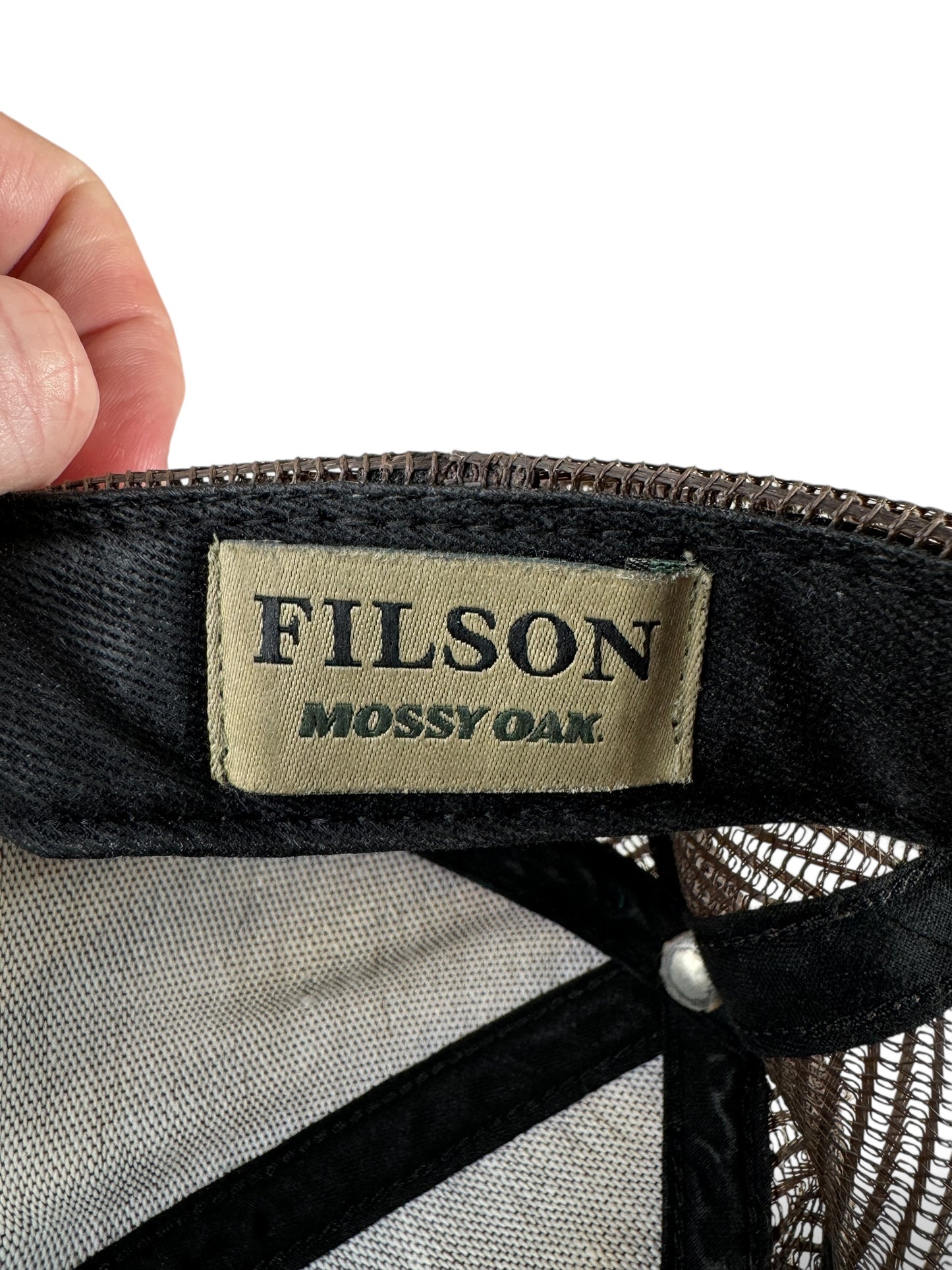 Label on Modern Filson Mossy Oak Trucker Hat OS