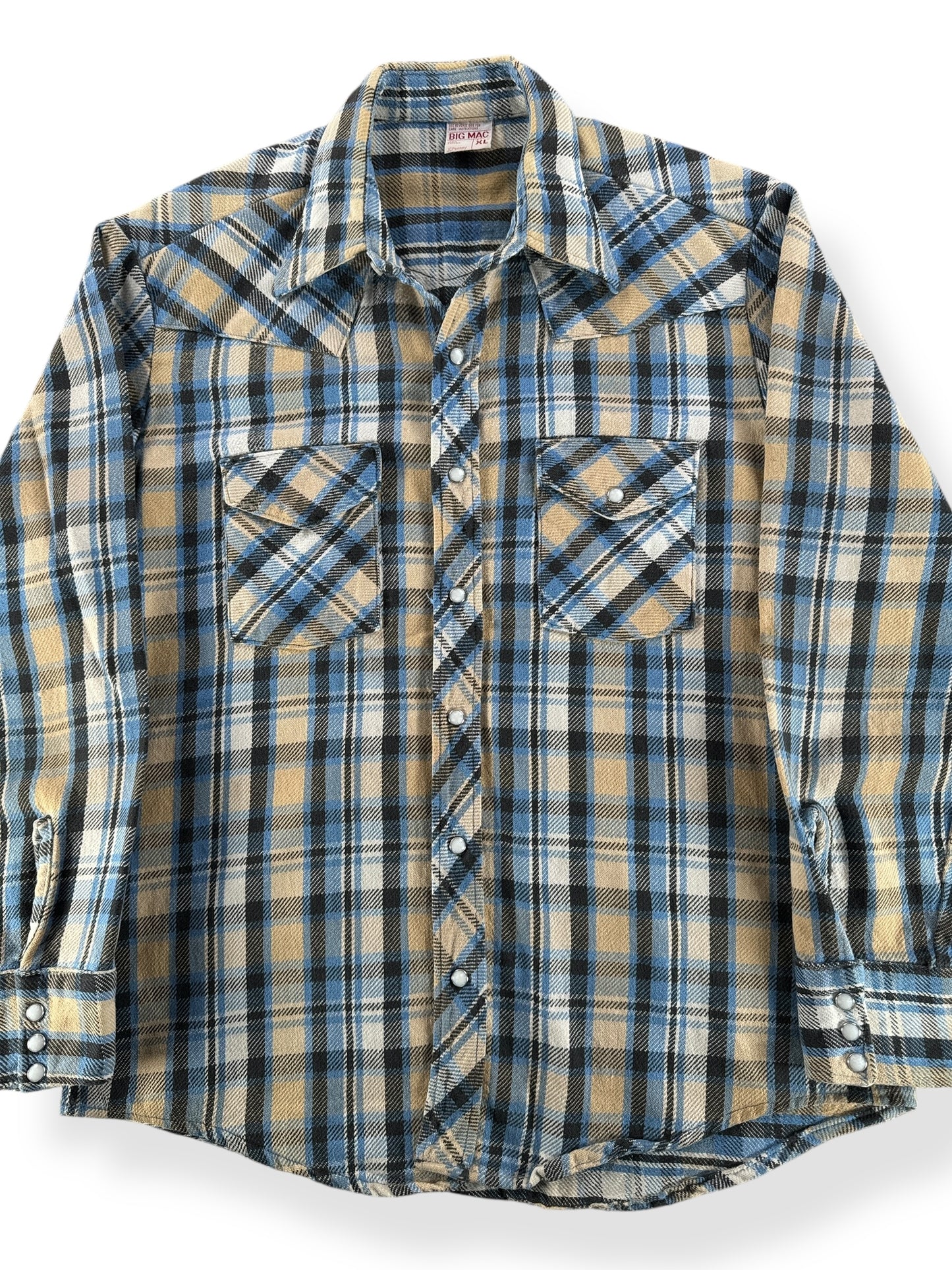 Front Close Up of Vintage Blue and Beige Big Mac Cotton Flannel Pearl Snap SZ XL