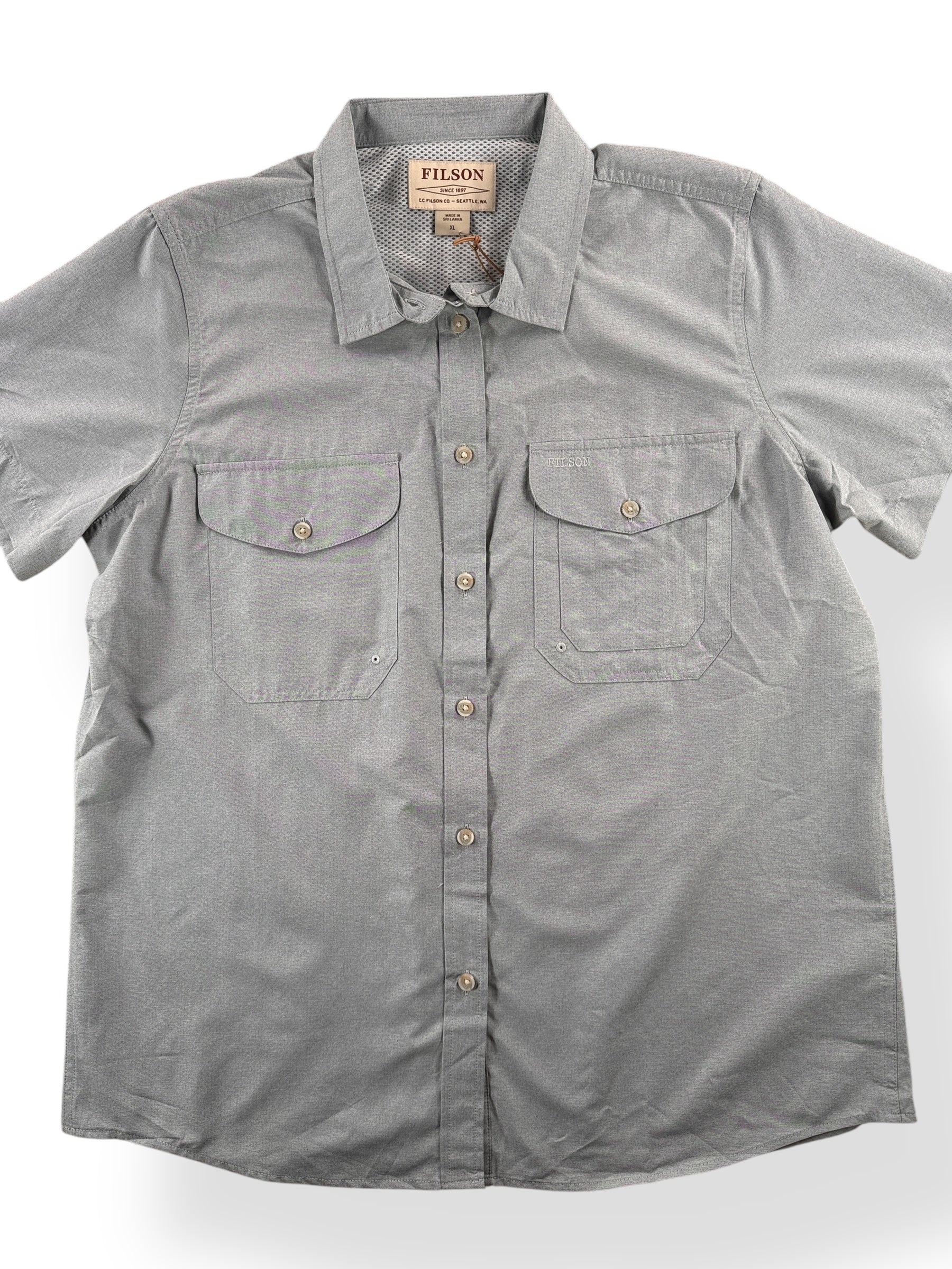Front Close Up of Modern NWT Filson Women's Twin Lakes Sport Shirt SZ XL