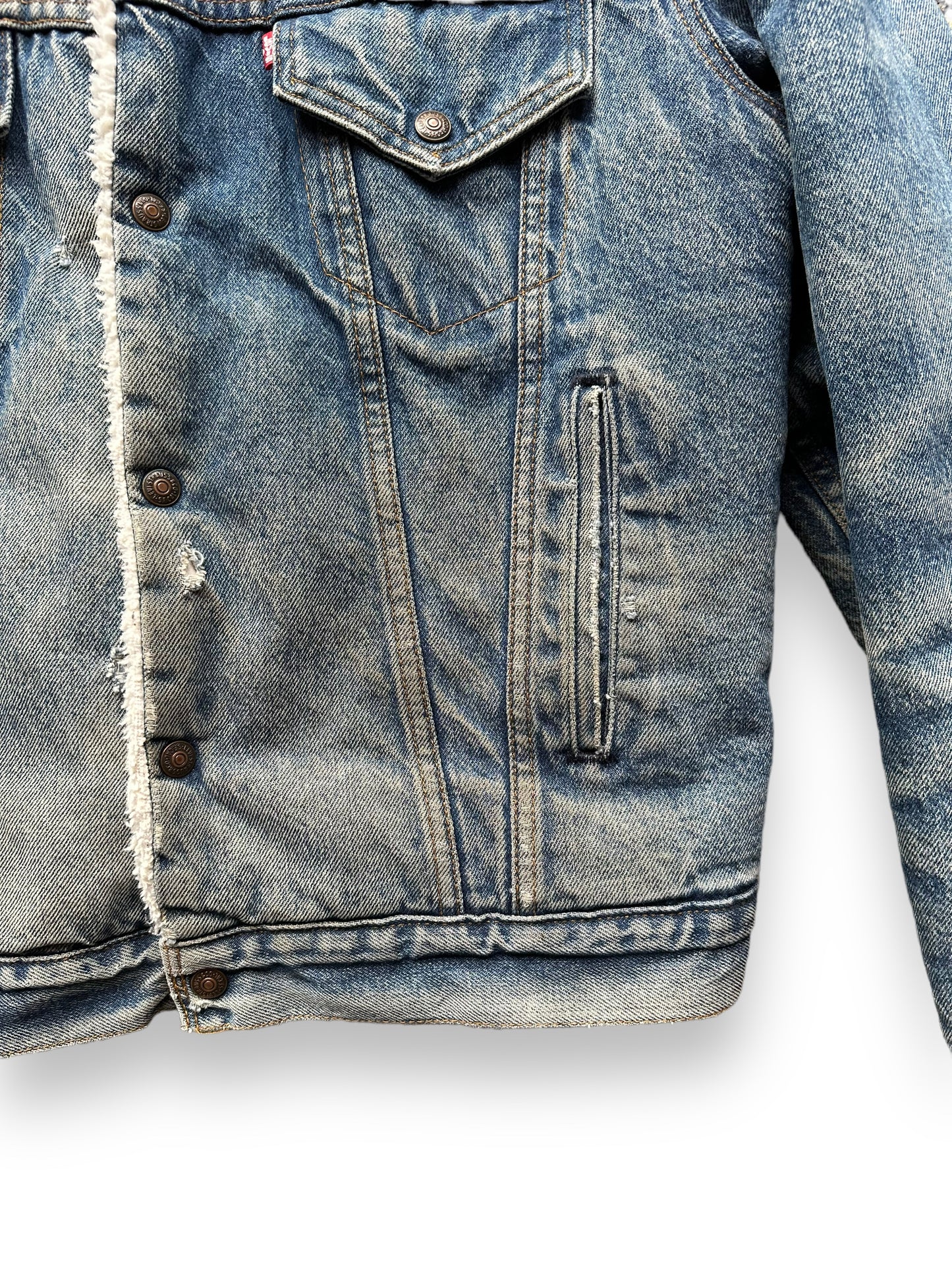 Left Lower Left Panel View of Vintage Levis Sherpa Type III Denim Jacket SZ 44L | Vintage Denim Workwear Seattle | Barn Owl Seattle