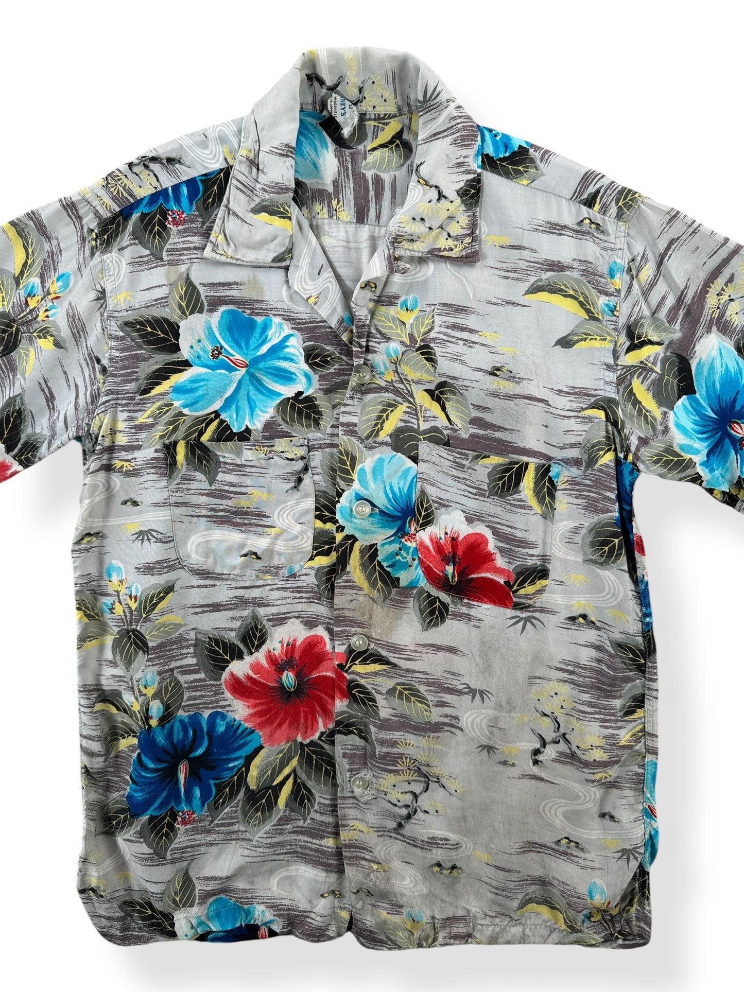 Front Close Up of Vintage Penney's Ladies Aloha Top SZ 12