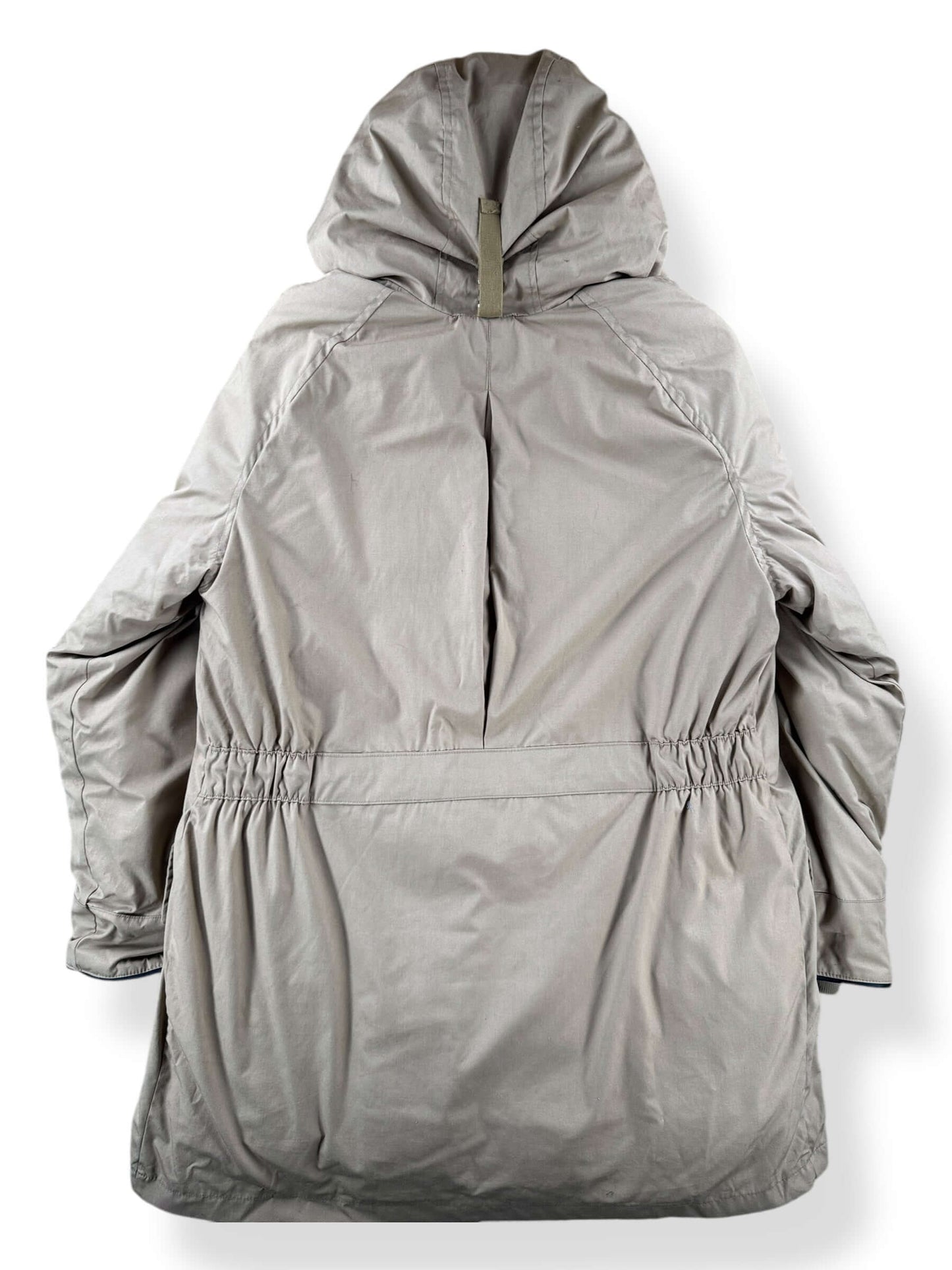 Back of Vintage Eddie Bauer Coyote Fur Trimmed Polar Parka SZ M