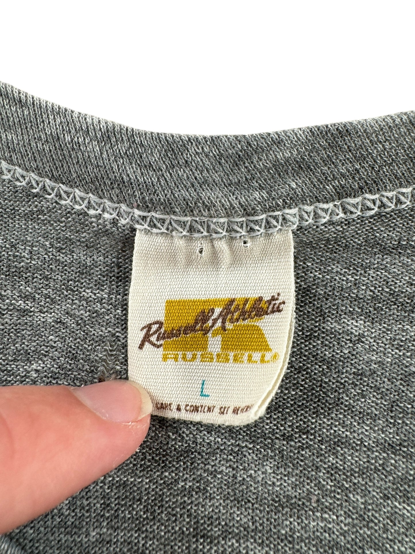 Tag on Vintage Henry Crown Field House Univ of Chicago Tee SZ M AS IS