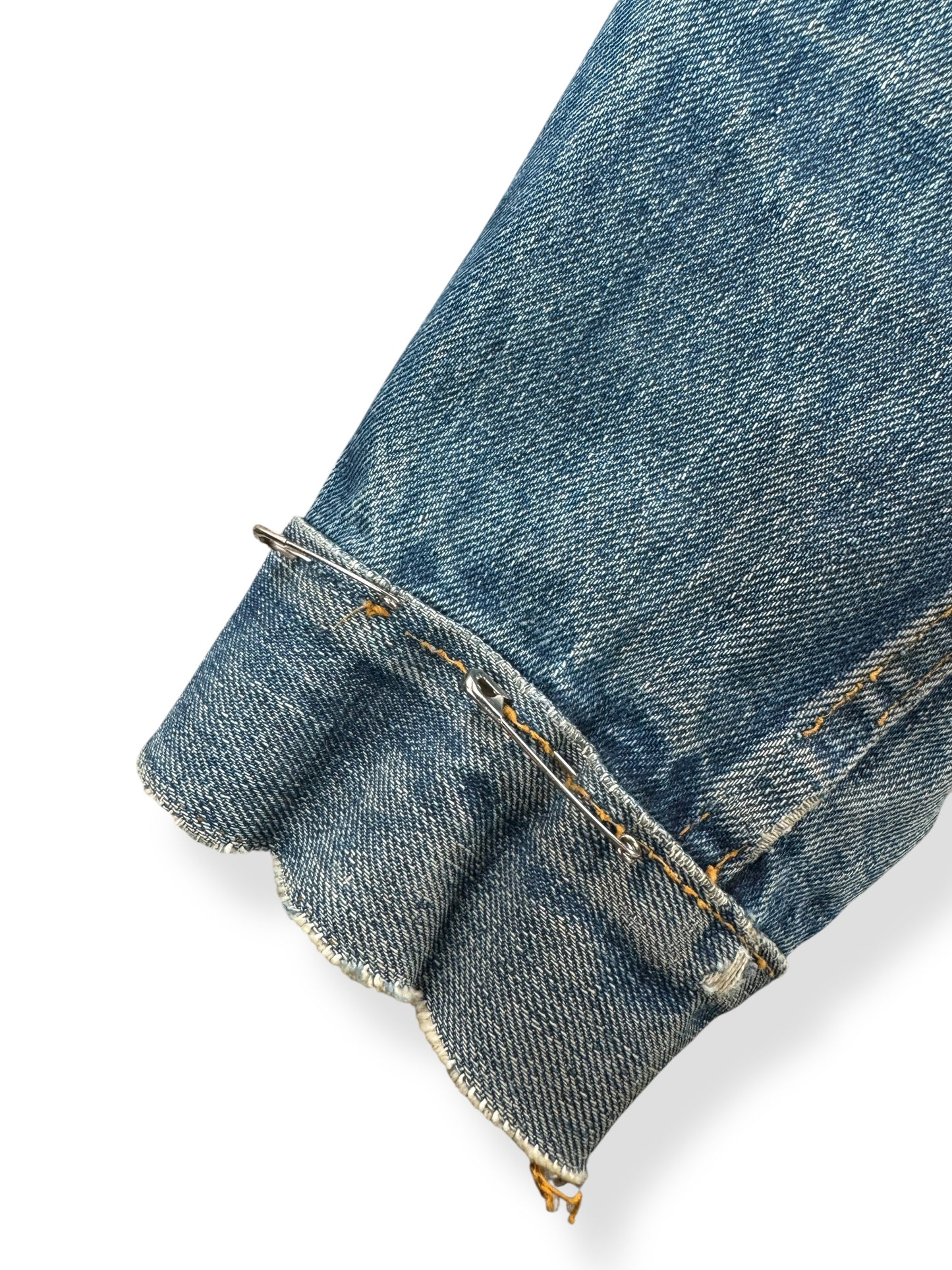 Pins on Vintage Big E Levis 70505 Jacket SZ 42 AS IS