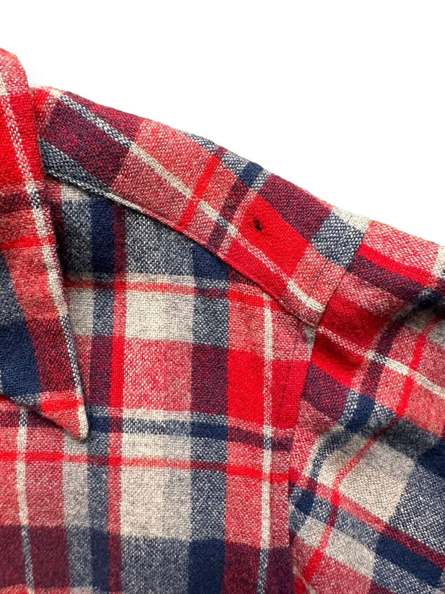 Small Hole on Left Shoulder of Vintage Pendleton Red/Blue Wool Board Shirt SZ L