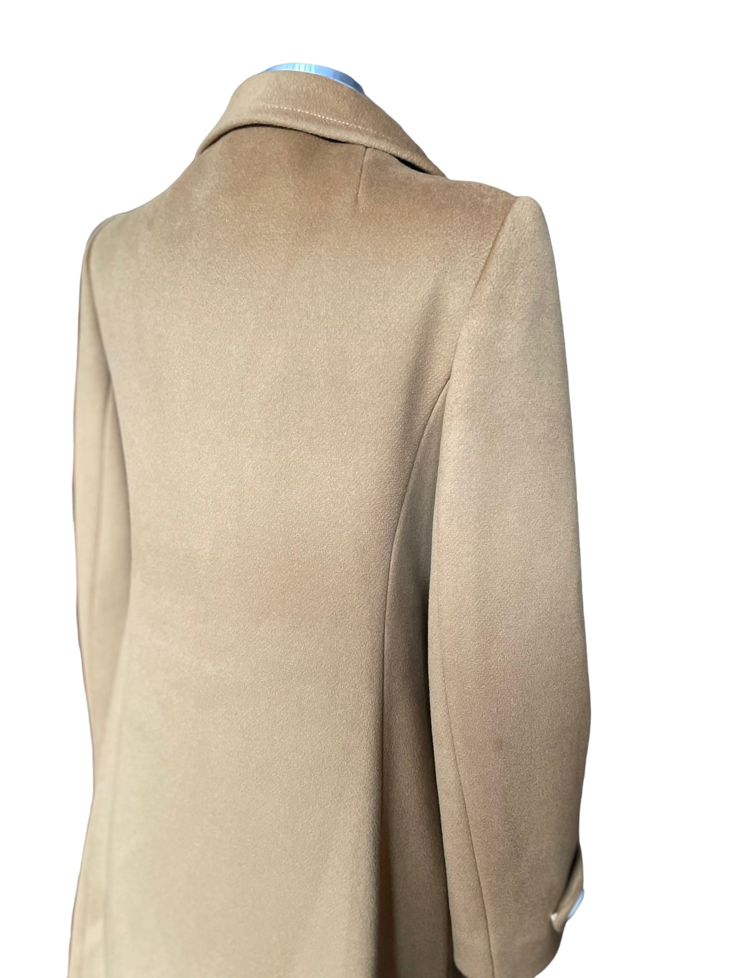 Right back shoulder view wof Vintage 1960s Calvin Klein Mod Camel Coat SZ S-M | Seattle True Vintage | Barn Owl Vintage Coats