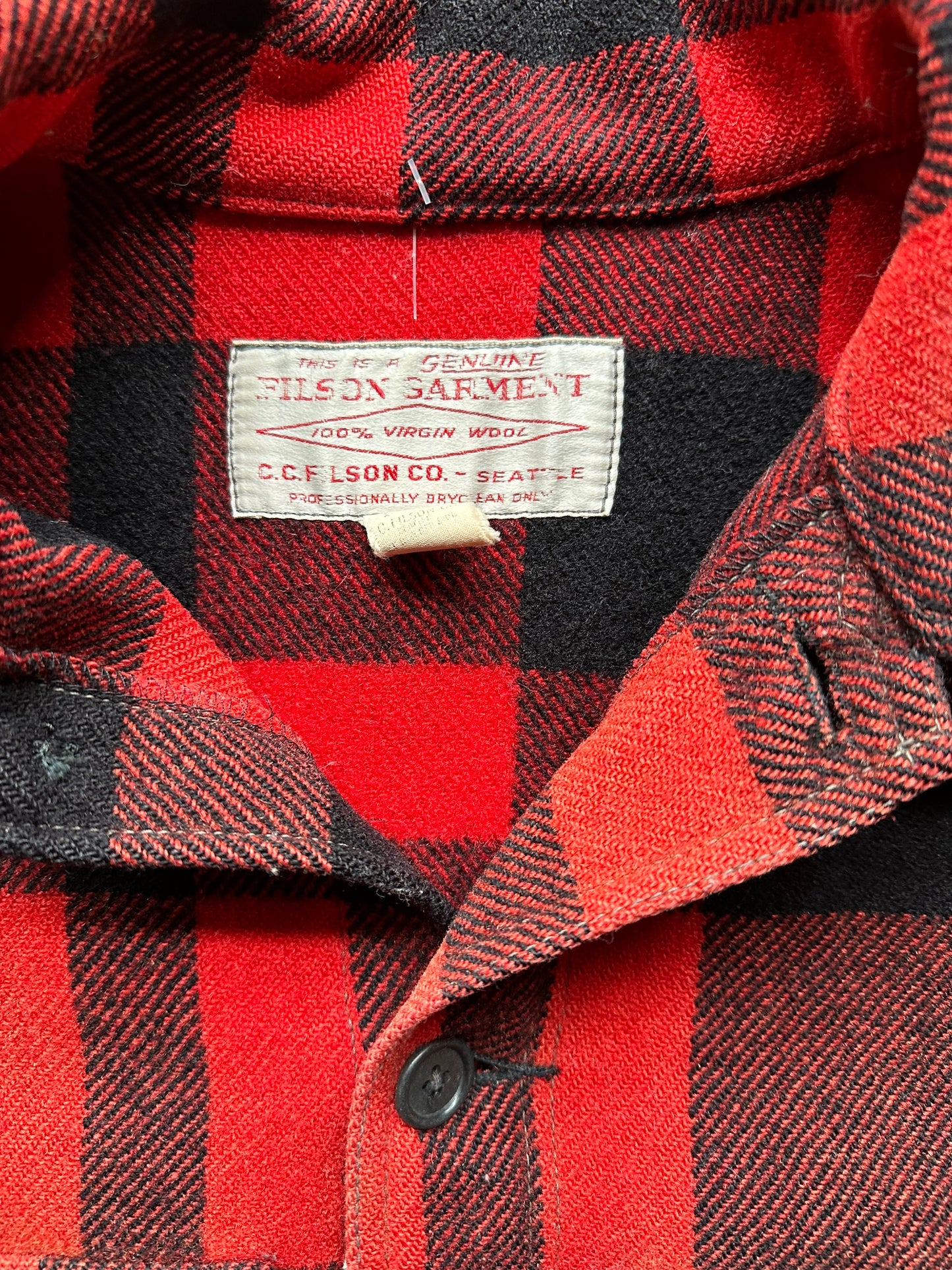 tag on Vintage 70s Filson Mackinaw Jacket SZ 44 | Barn Owl Vintage Goods | Vintage Filson Workwear Seattle