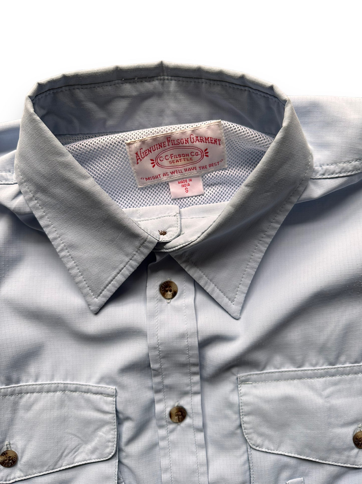 collar of Filson Ultralight Button Up Shirt | Barn Owl Vintage Goods | Vintage Filson Workwear Seattle