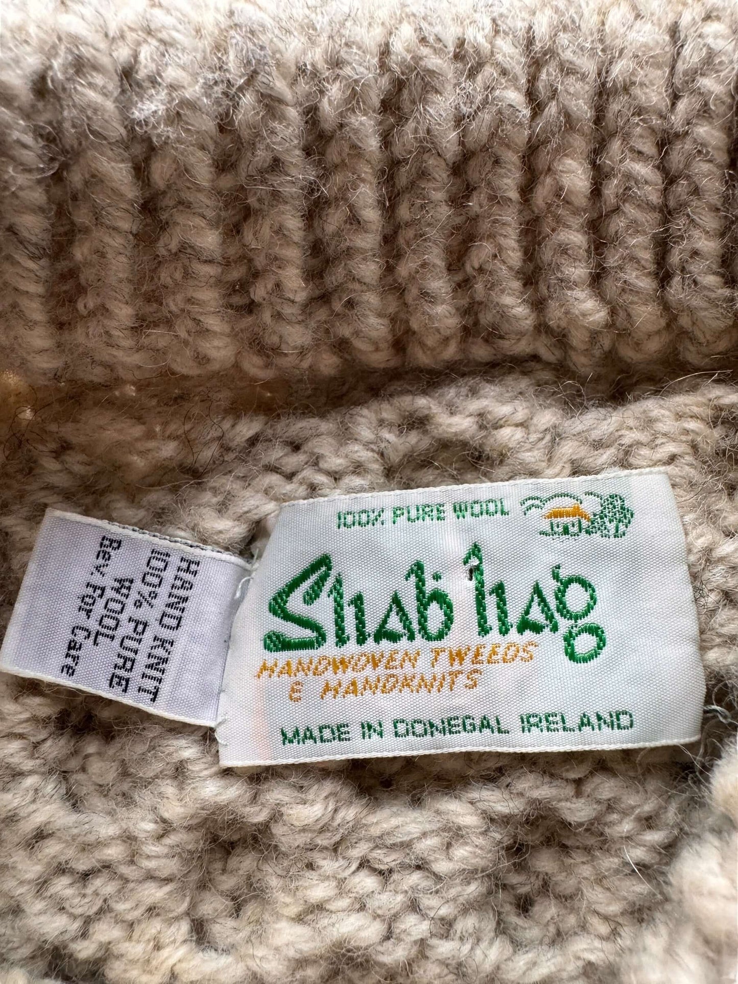 Tag of Vintage Sliab Liag Oatmeal Irish Cable Knit Fishermans Sweater SZ XL