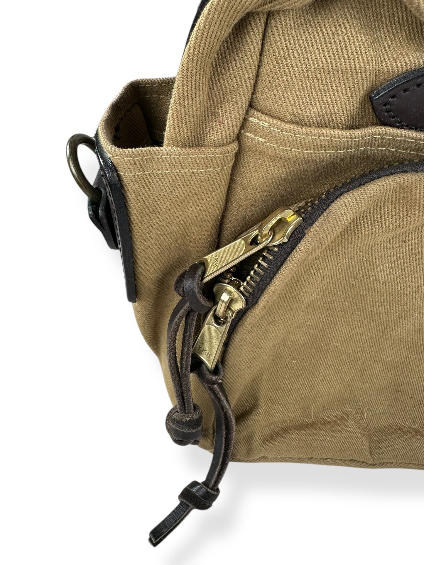 YKK Zipper Pulls on Filson Rugged Twill Padded Computer Bag Style 258