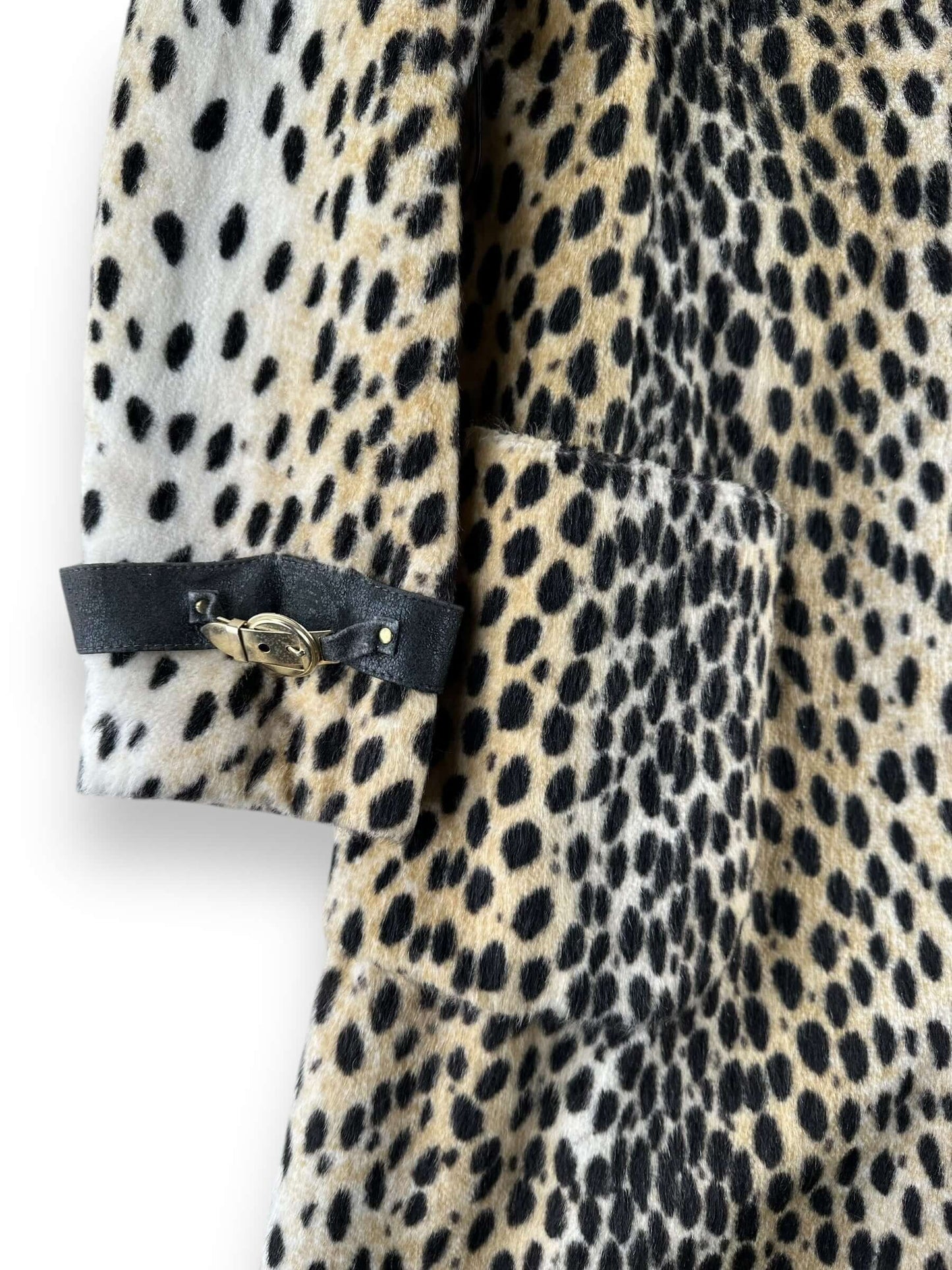 Right Cuff on Vintage Safari Sportowne Leopard Skin Coat SZ M