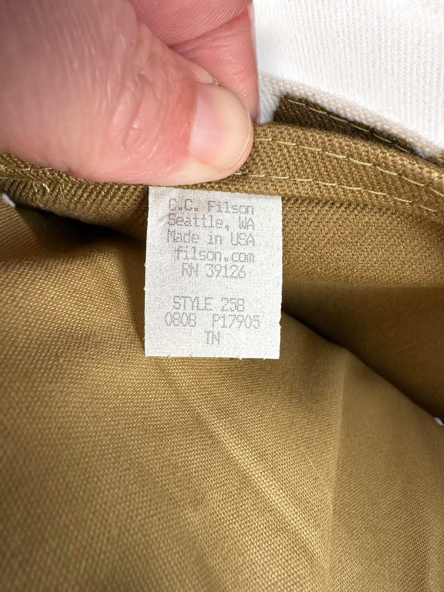 Production Tag on Filson Rugged Twill Padded Computer Bag Style 258