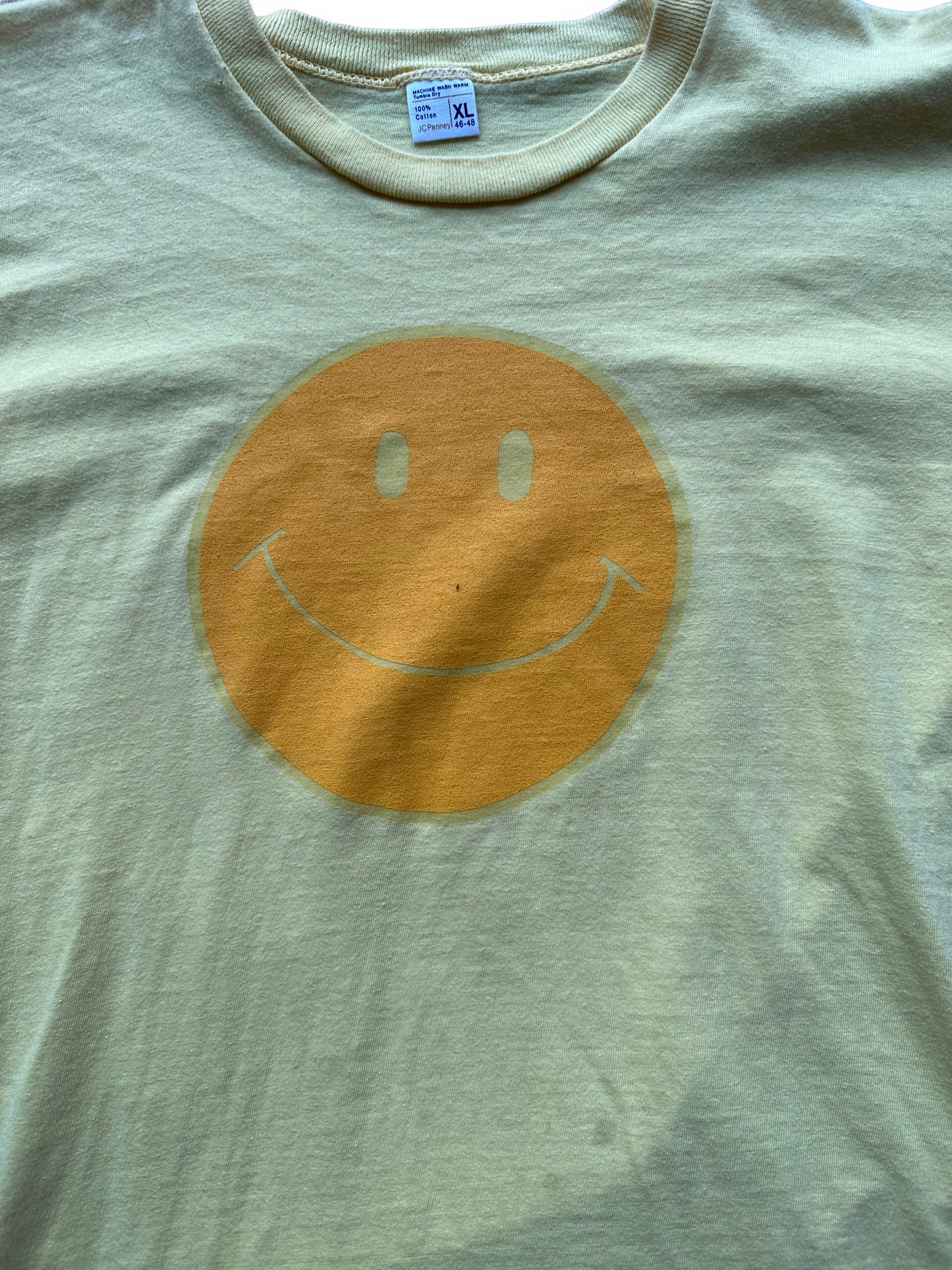 Graphic on Vintage 70's Smiley Face Tee SZ XL | Vintage Art Tee Seattle | Barn Owl Vintage