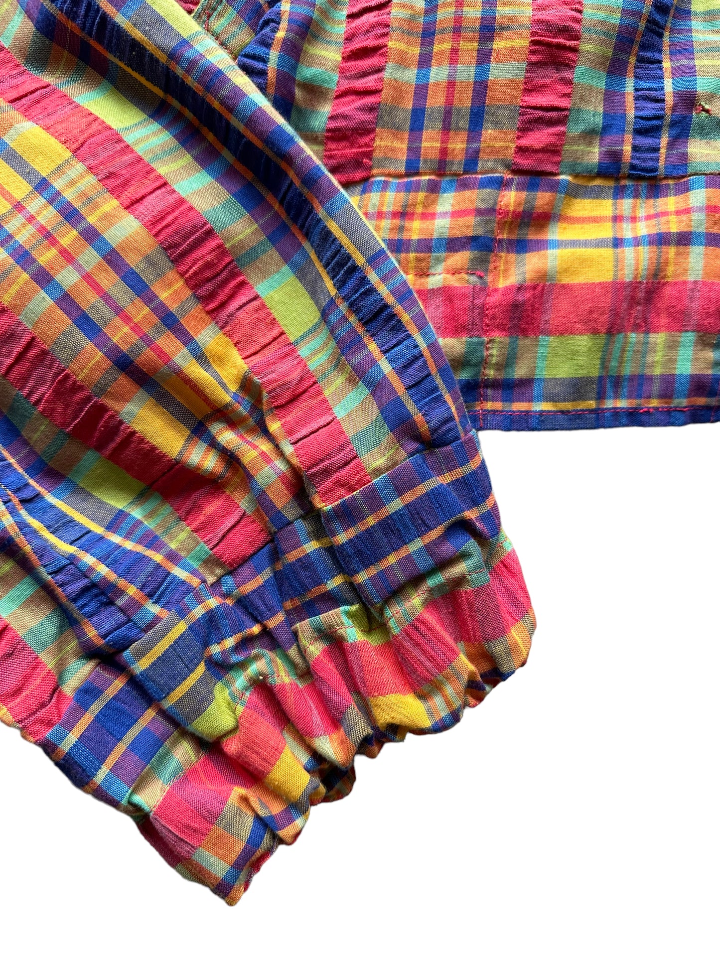 Cuff view of 1950s Seersucker Plaid Zip Up Jacket | Seattle True Vintage | Barn Owl Ladies Jackets