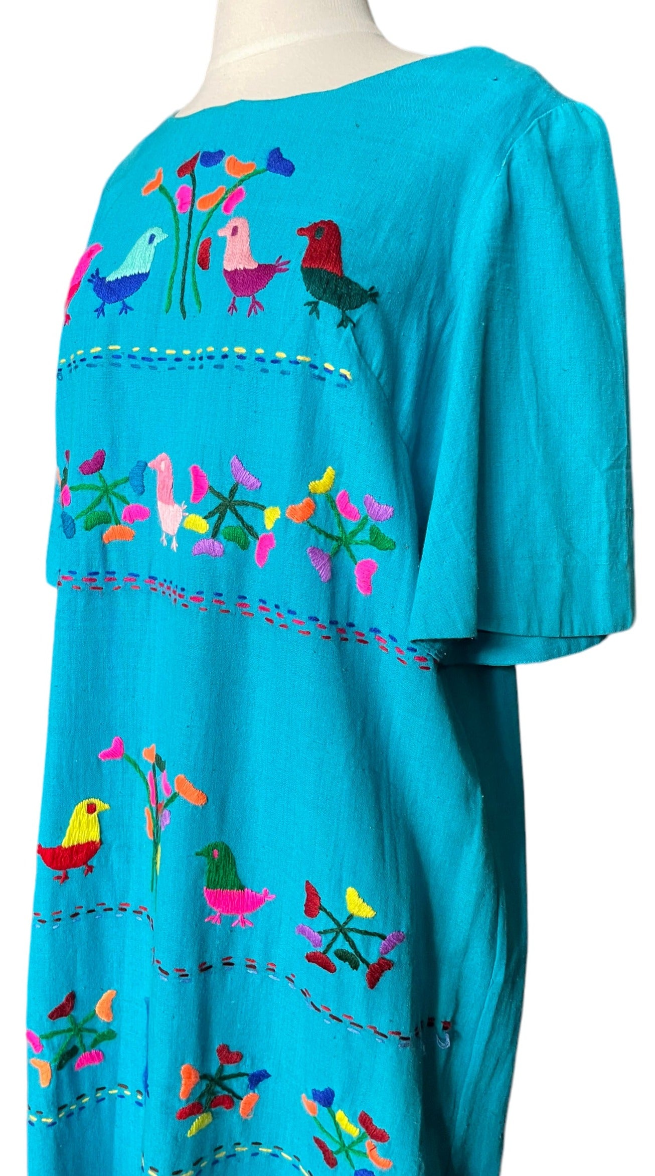Front left side view of 1960s Bardados Mexicanos Maxi Dress | Seattle Vintage Ladies | Barn Owl Vintage