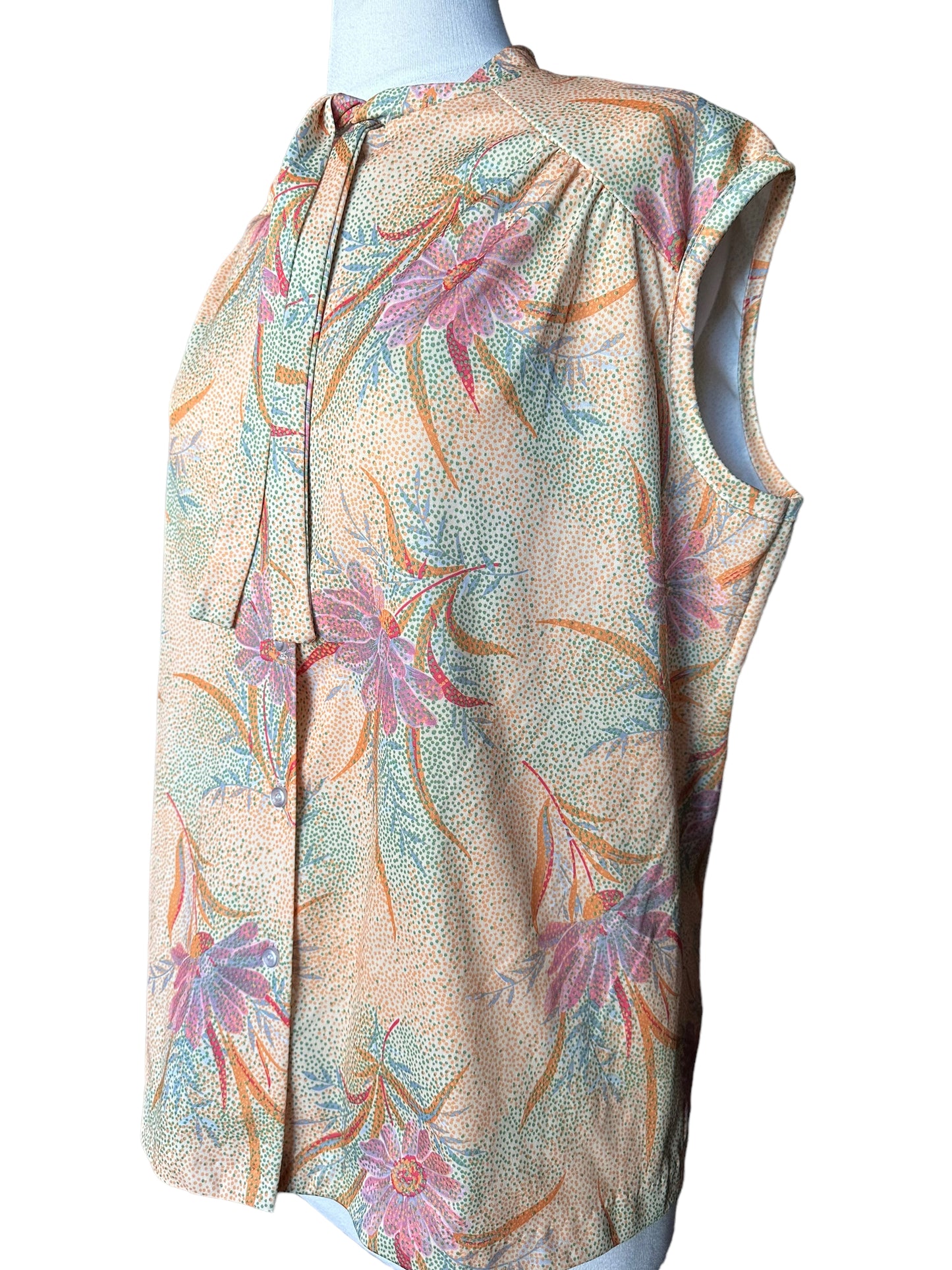 Left front view of Vintage 1970s Bon Worth Floral Top | Seattle True Vintage | Barn Owl Ladies Vintage