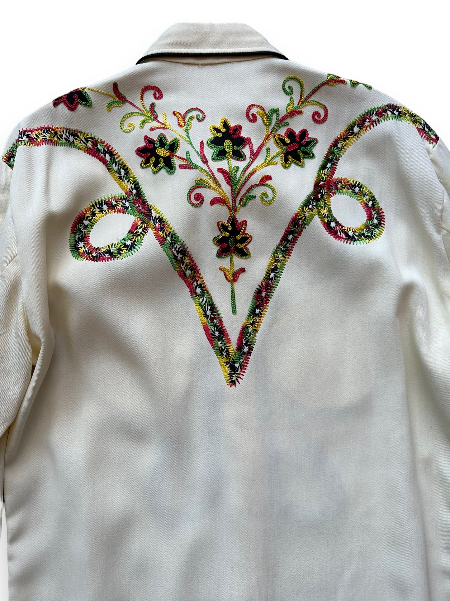 Back close up of Vintage California Ranchwear Chainstitched Pearlsnap Western Shirt SZ M | Vintage Chainstitch Gabardine Seattle | Barn Owl Vintage Seattle