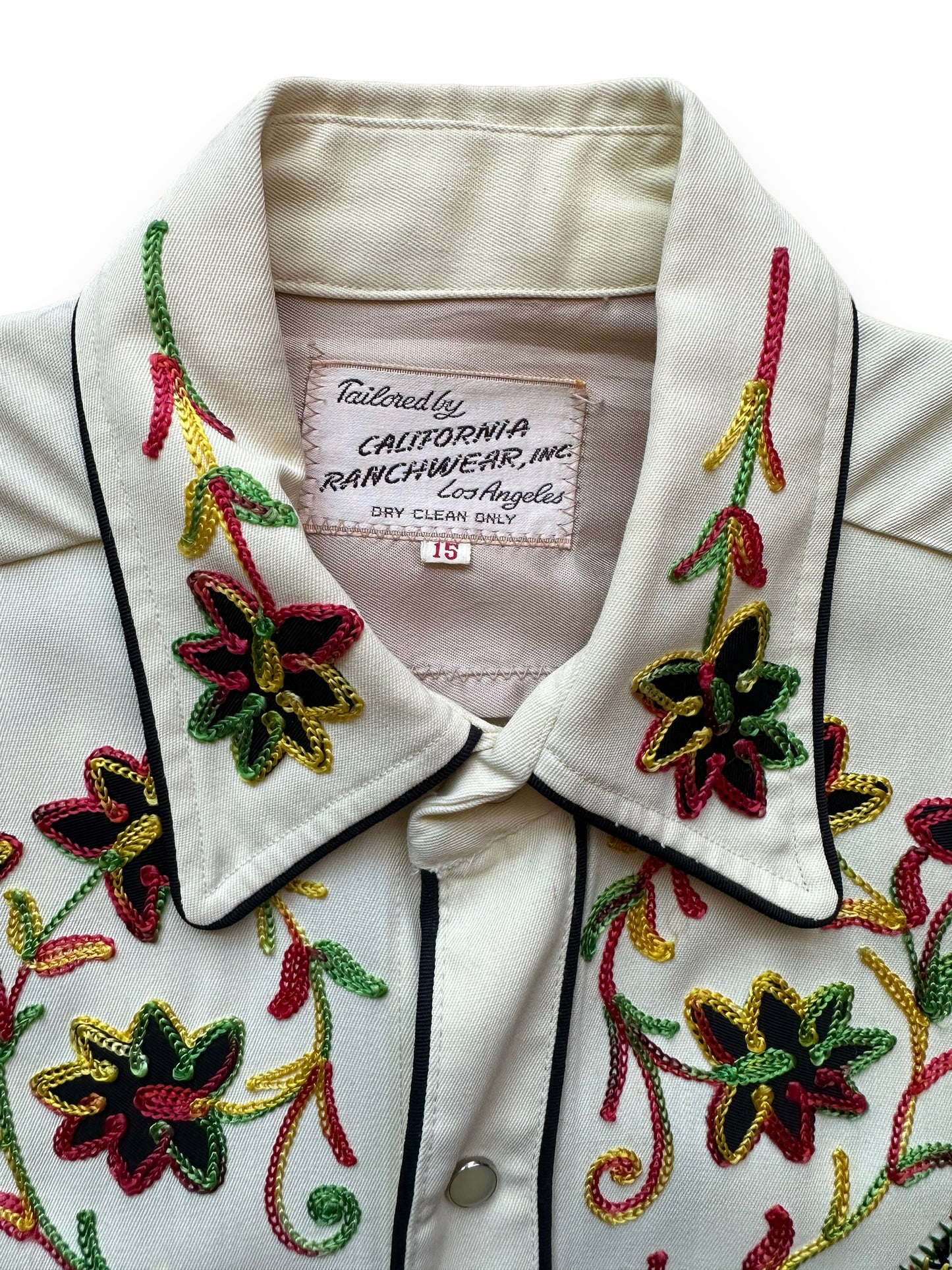 Tag detail shot of Vintage California Ranchwear Chainstitched Pearlsnap Western Shirt SZ M | Vintage Chainstitch Gabardine Seattle | Barn Owl Vintage Seattle