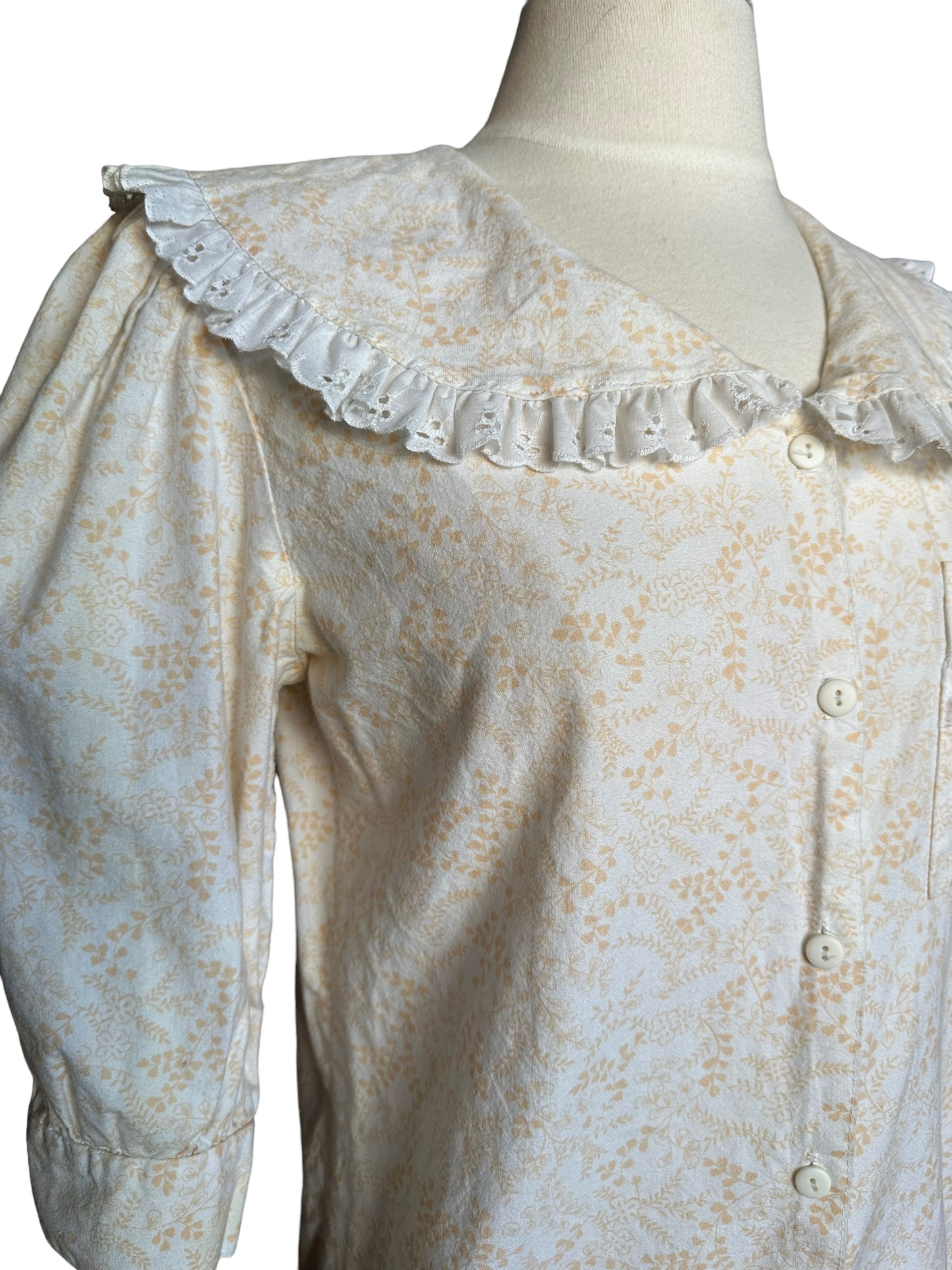 Front right shoulder view Vintage 1980s En Chanté Ruffle Collar Top | Vintage Ladies Tops | Barn Owl Seattle