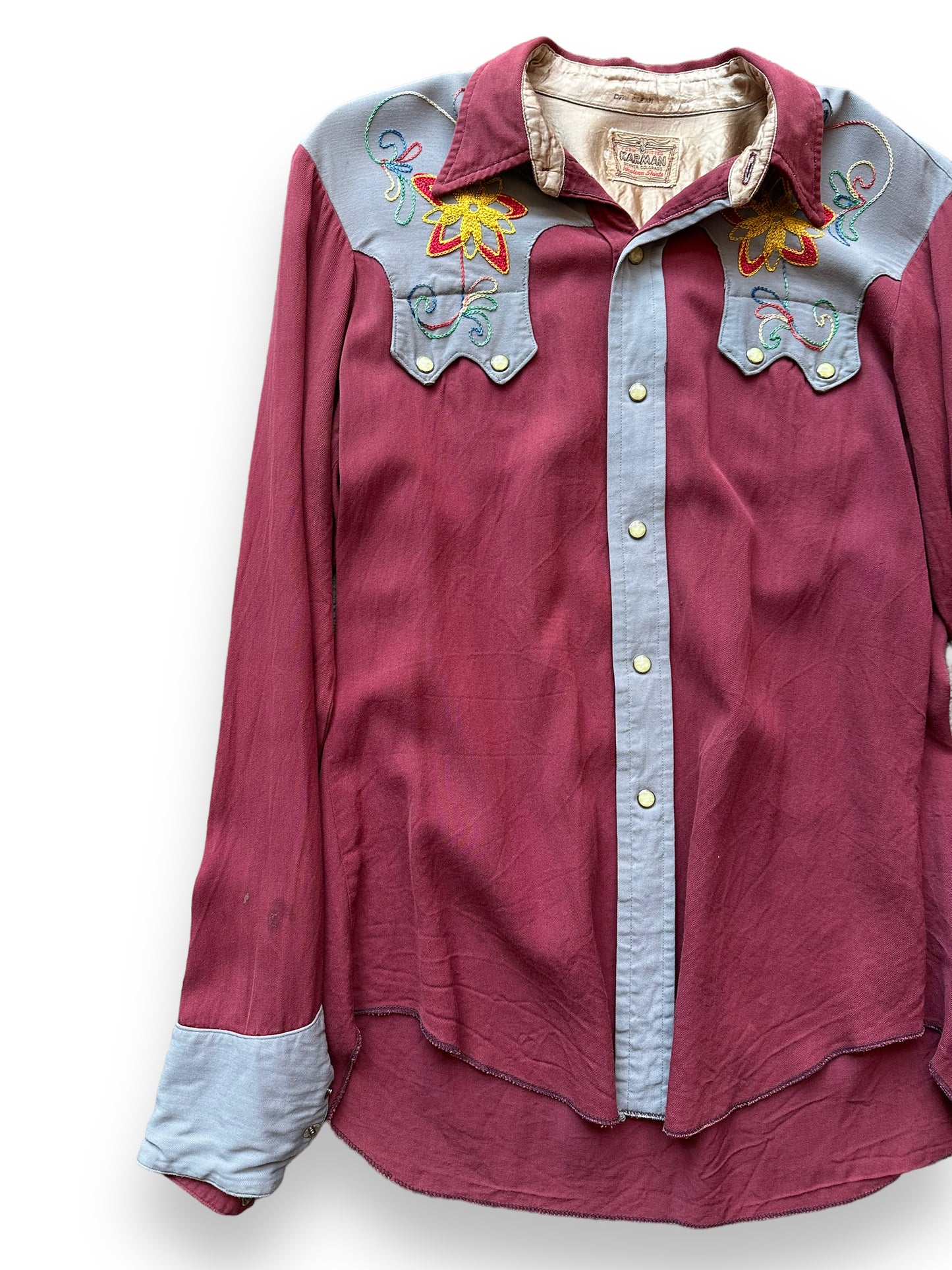 Front right of Vintage Karman Chainstitched Pearl Snap Western Shirt SZ M | Vintage Chainstitch Gabardine Seattle | Barn Owl Vintage Seattle