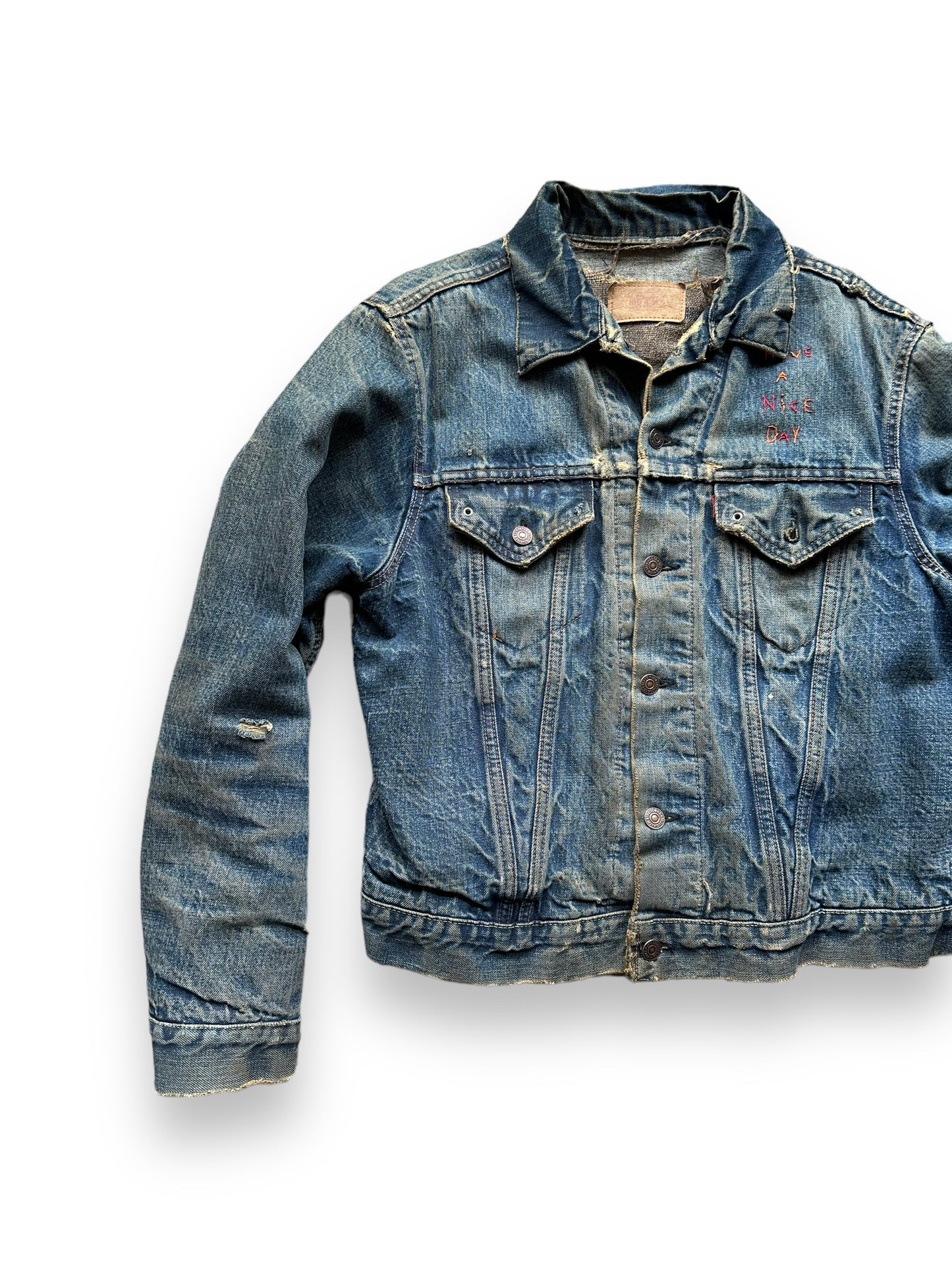 Front right of Levi's Big E Type III Blanket Lined Trucker w/ Butterfly Embroidery SZ 42 | Vintage Denim Workwear Seattle | Seattle Vintage Denim