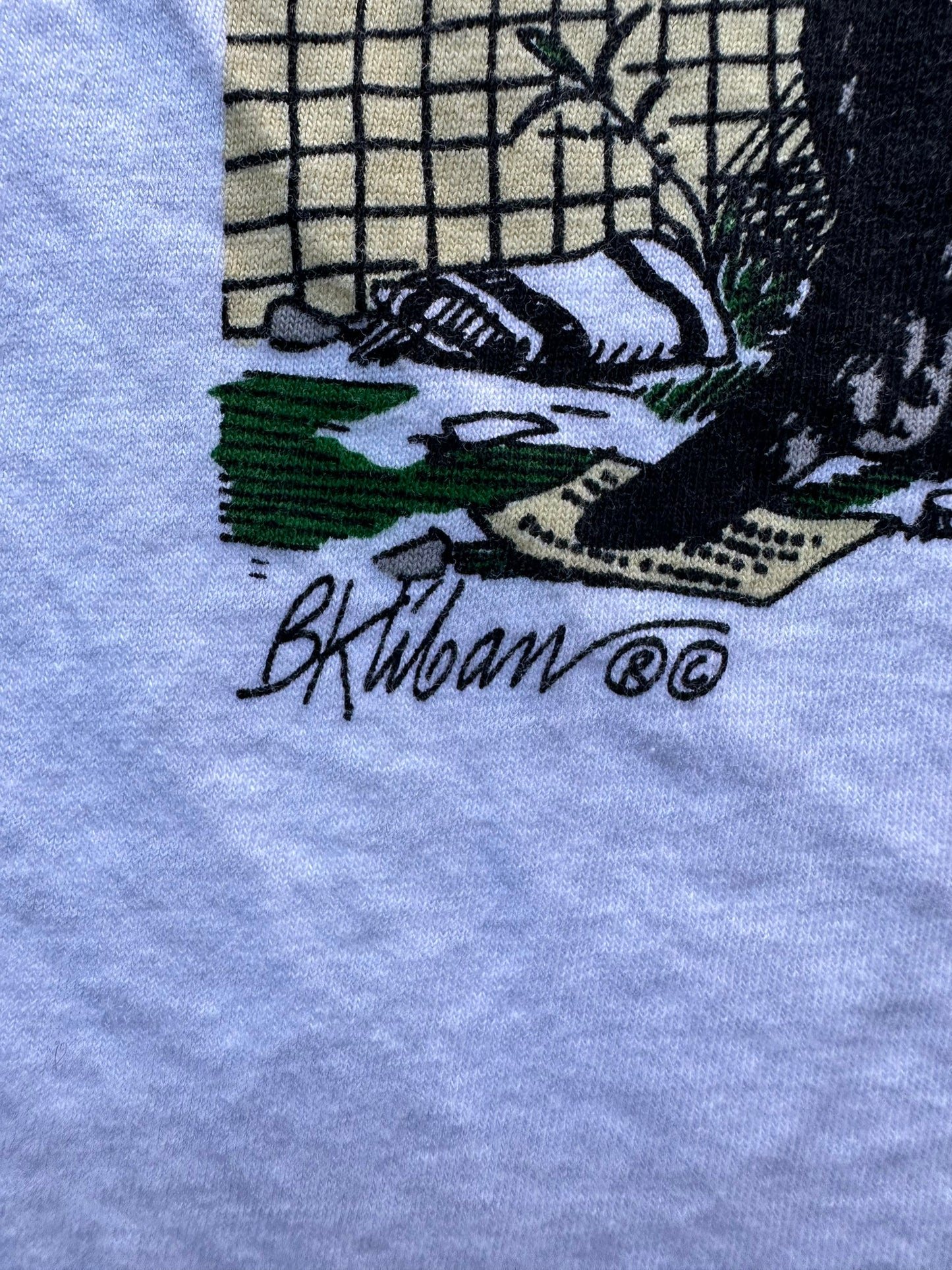 Graphic signature of Vintage B. Kliban Waikiki Zoo Tee SZ XL | Vintage Cat Tee Seattle | Barn Owl Vintage